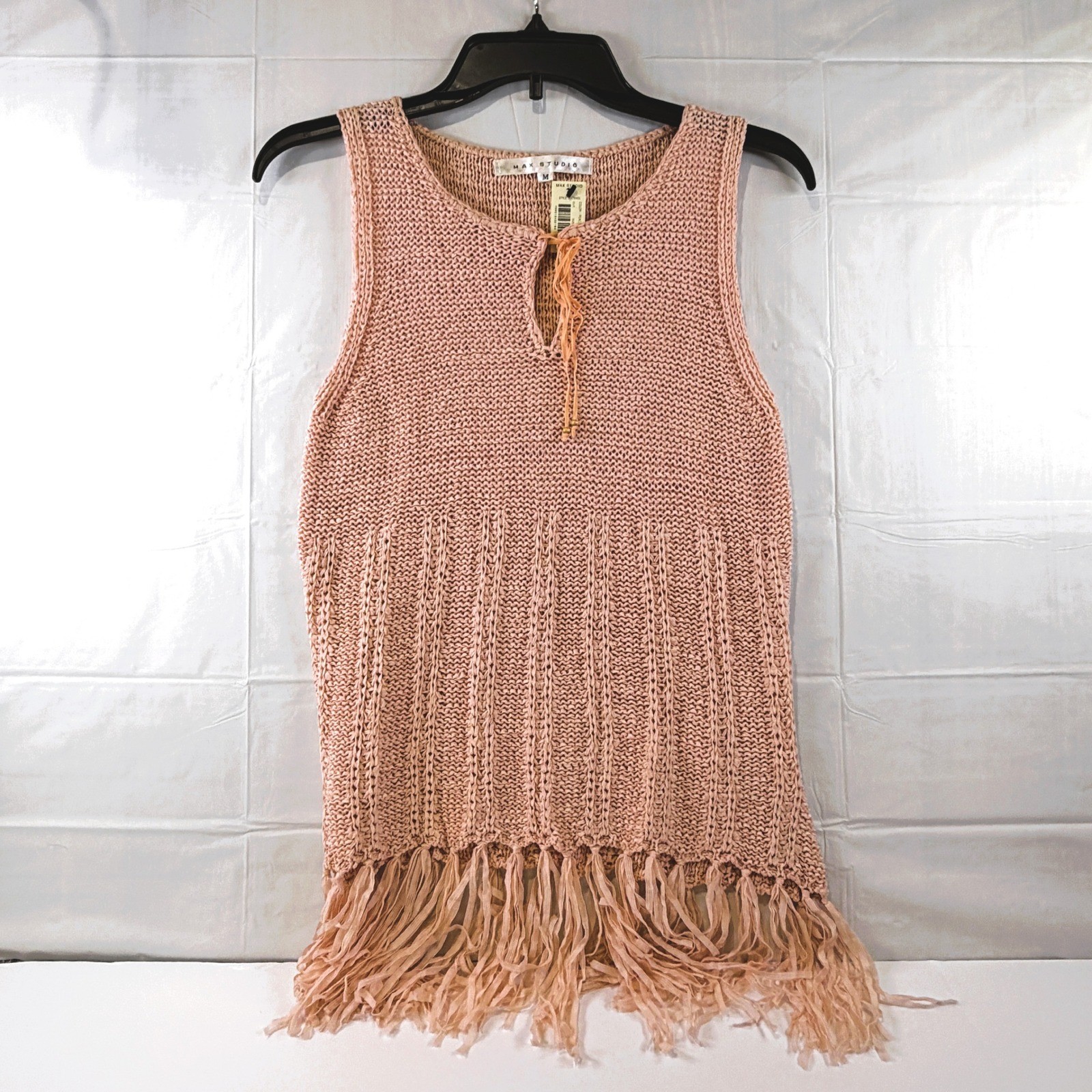 Max Studio Peach Knit Sleeveless Fringe Hem Top Keyhole Tie Womens Medium 269C3