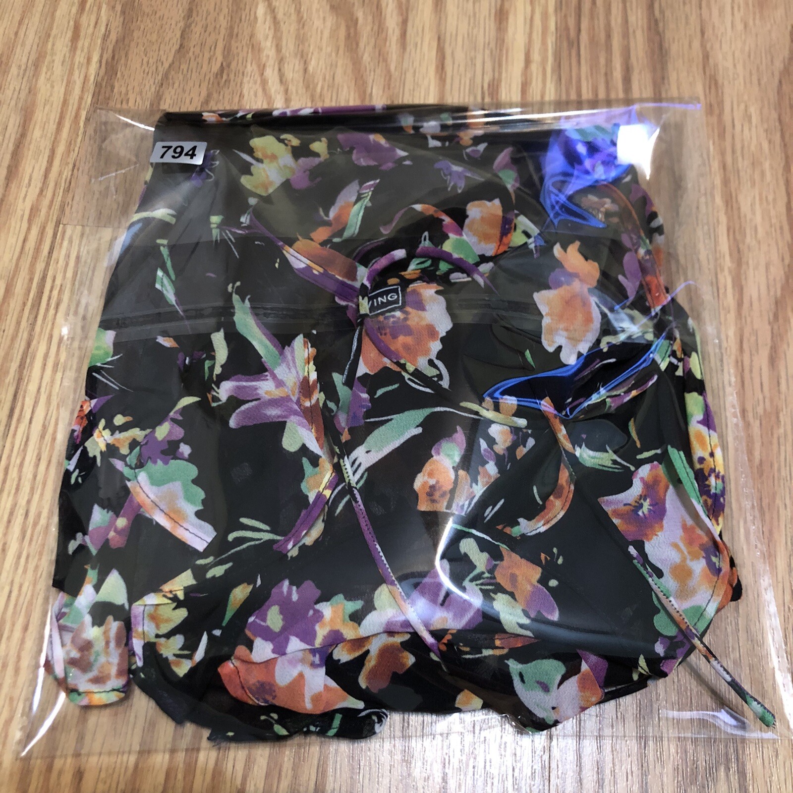 american living short sleeve floral print blouse size medium M polyster sheer