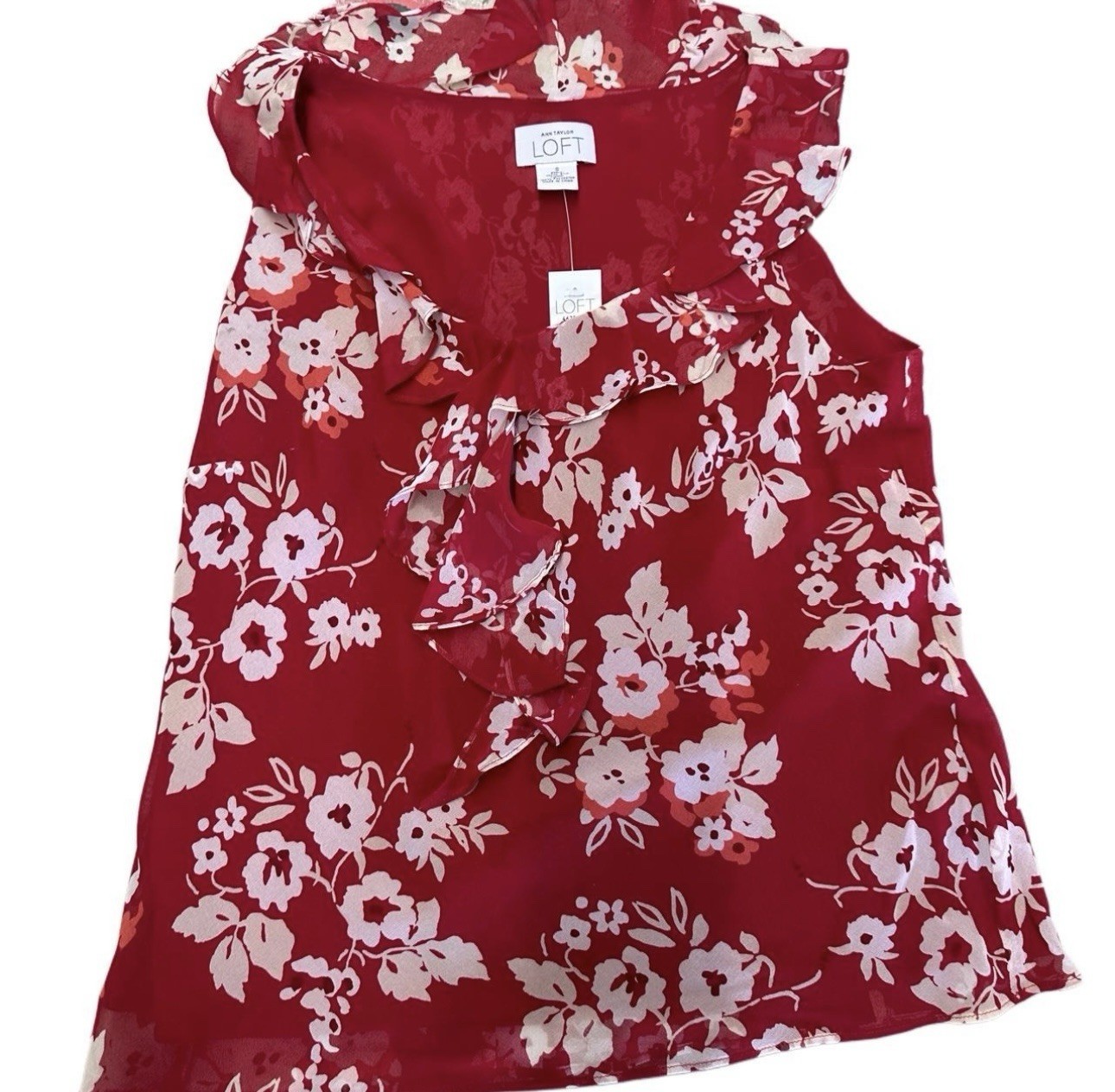 Ann Taylor Loft Red Floral Blouse Size S NWT Without Sleeve