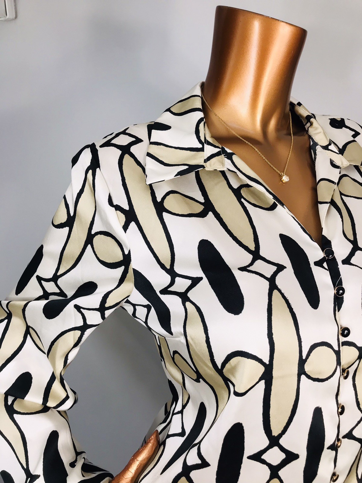 Industry Republic L Top Soft Shell Button Up Shirt Silky Lite Wgt Blouse Soft