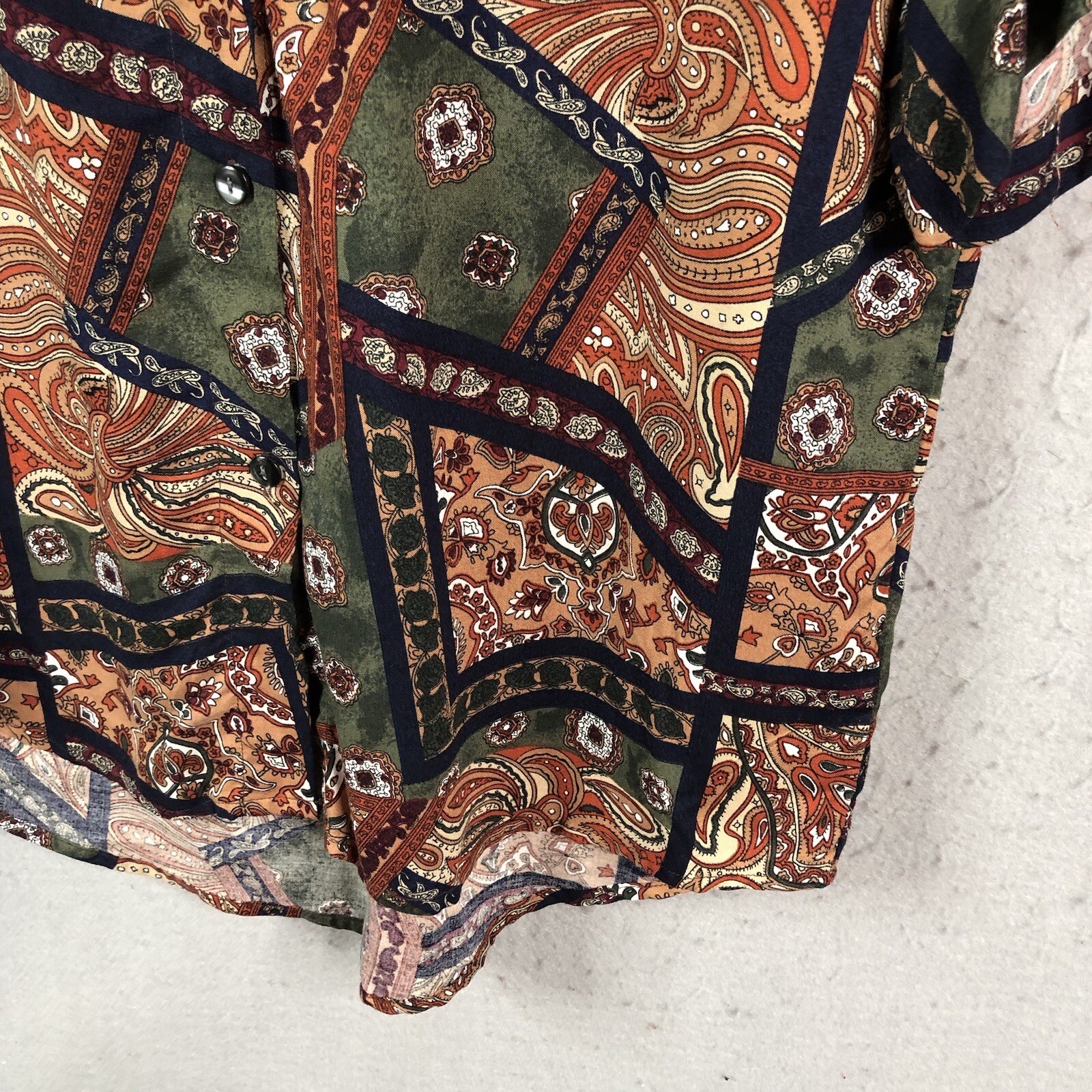 Abstract Top Women M Multi Color Paisley Artsy Rayon Retro Mod Groovy