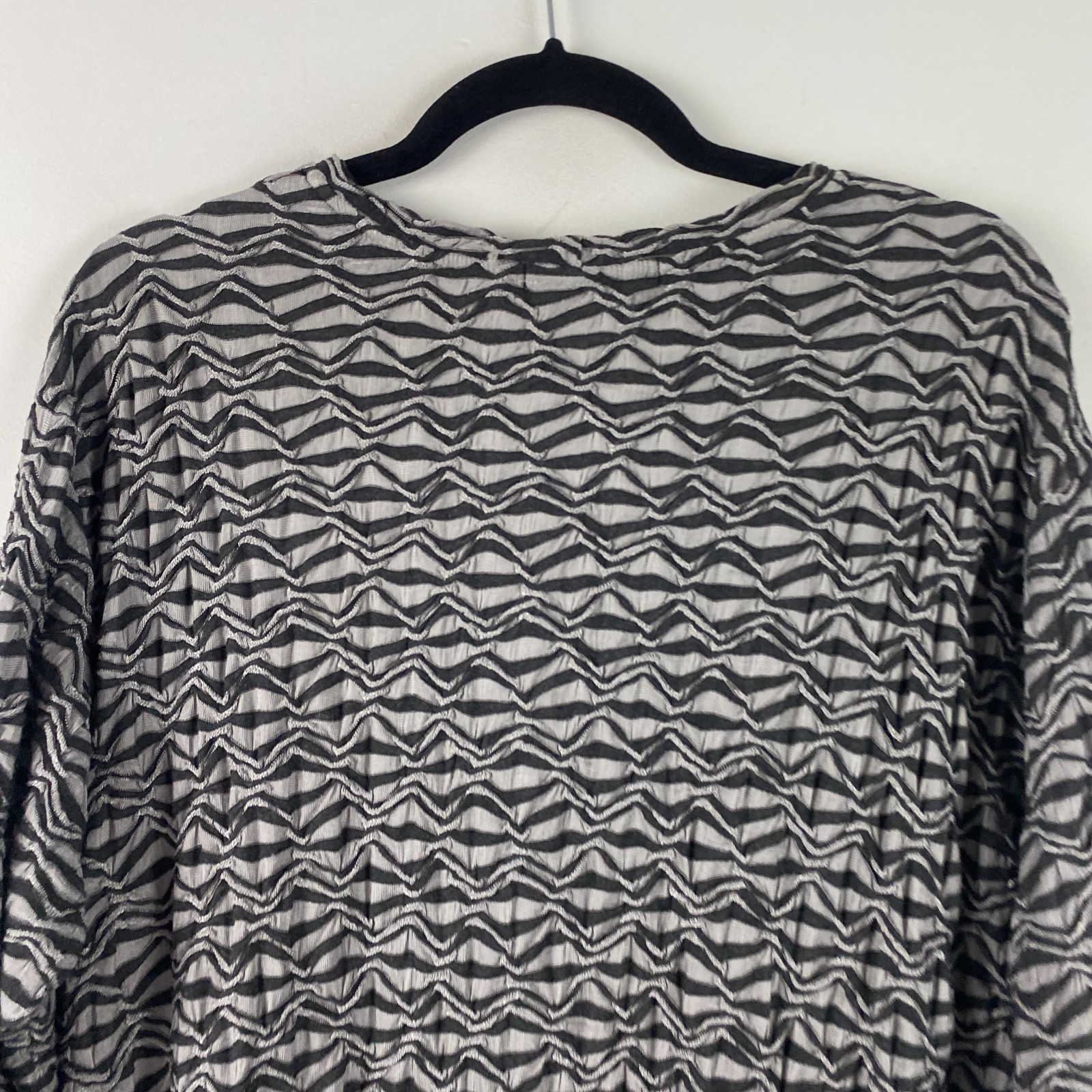 Cut Loose A-Line Tunic Size 1X Gray Black Textured 3/4 Sleeves Stretch