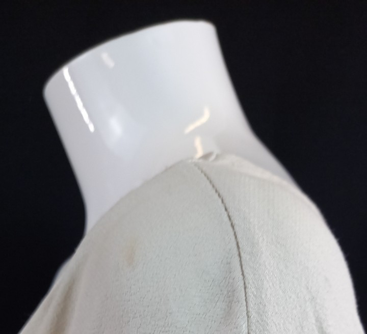 JB Fashion Beige V Neck Satin Trim Ladies Blouse Top 100% Viscose Italy UK 10