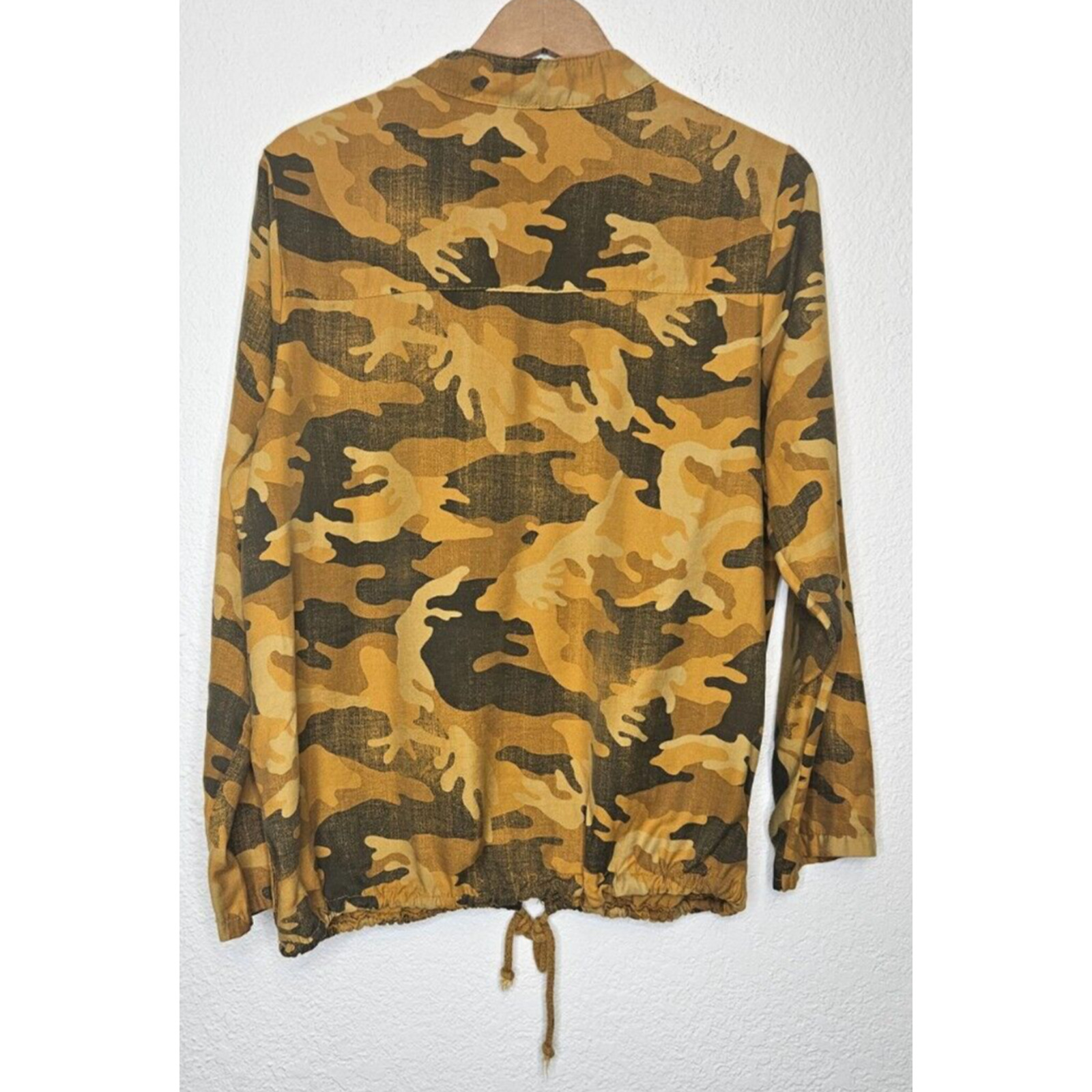 Made in Italy Jacket Womens XL Mustard Yellow Camo Print Cargo Button Up Shirt
