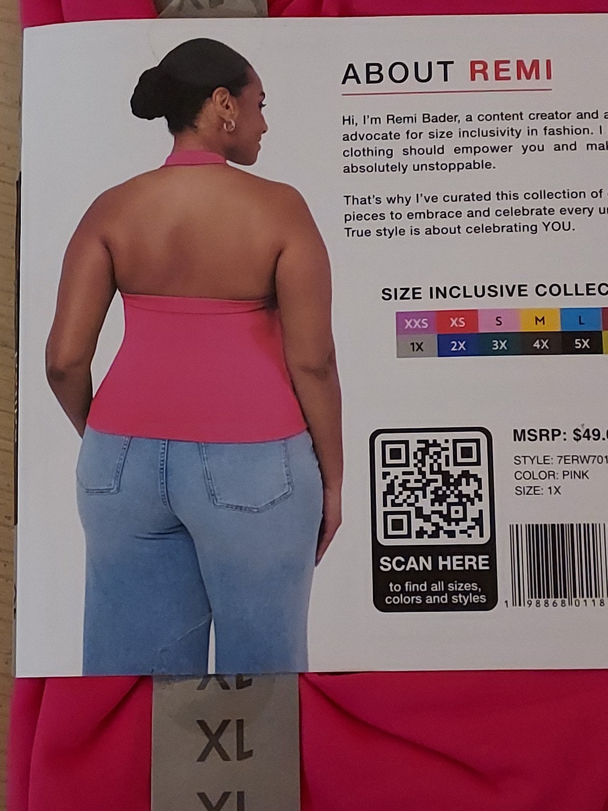 Edited by Remi Bader Women’s Stretch Fitted Halter Top Size 1X MSRP $49