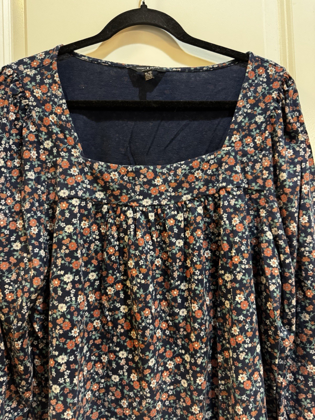 Lucky Brand Blue Floral Square Neck Top XL Long Sleeve Armpit To Armpit 23”