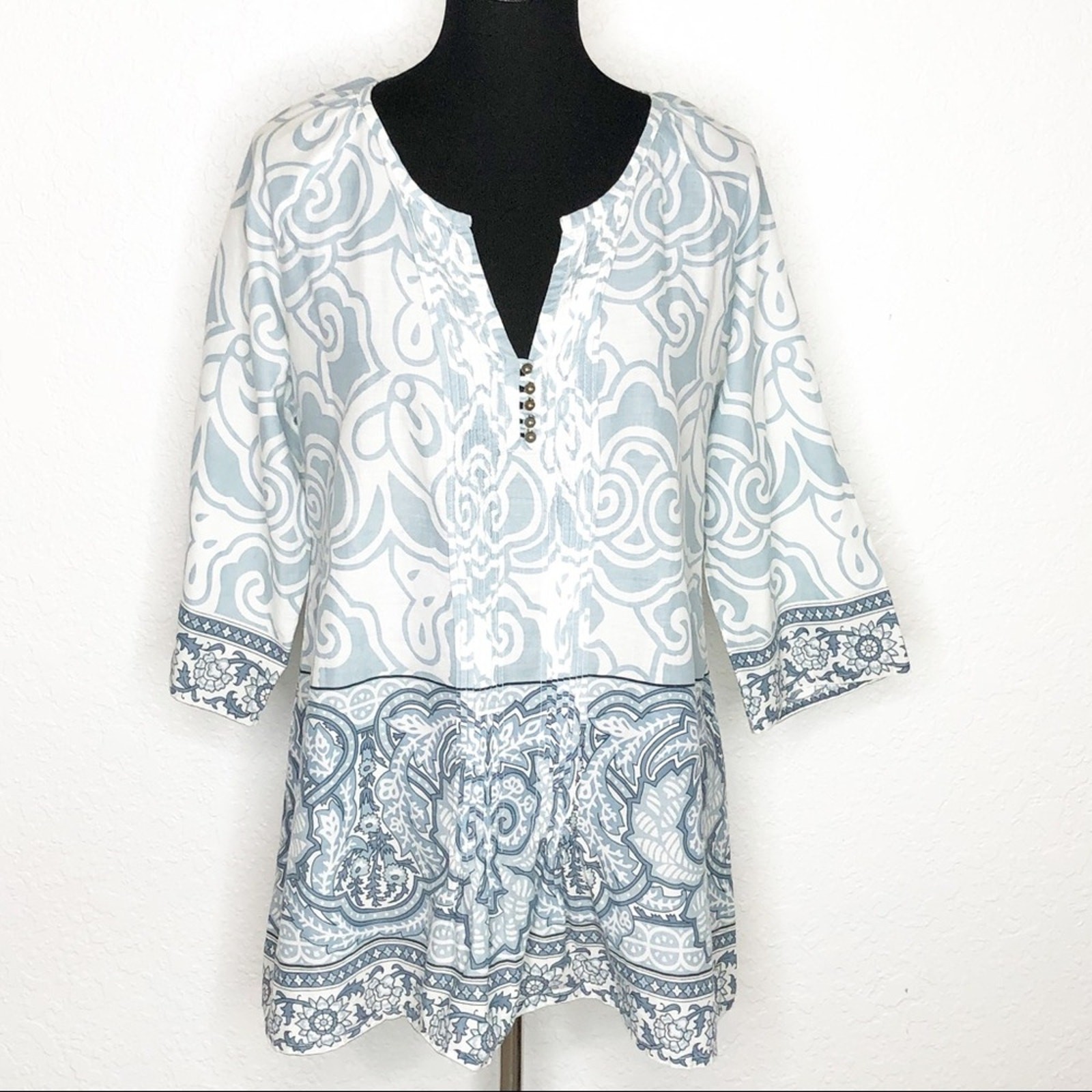 Soft Surroundings light blue white floral scroll print popover top size Medium