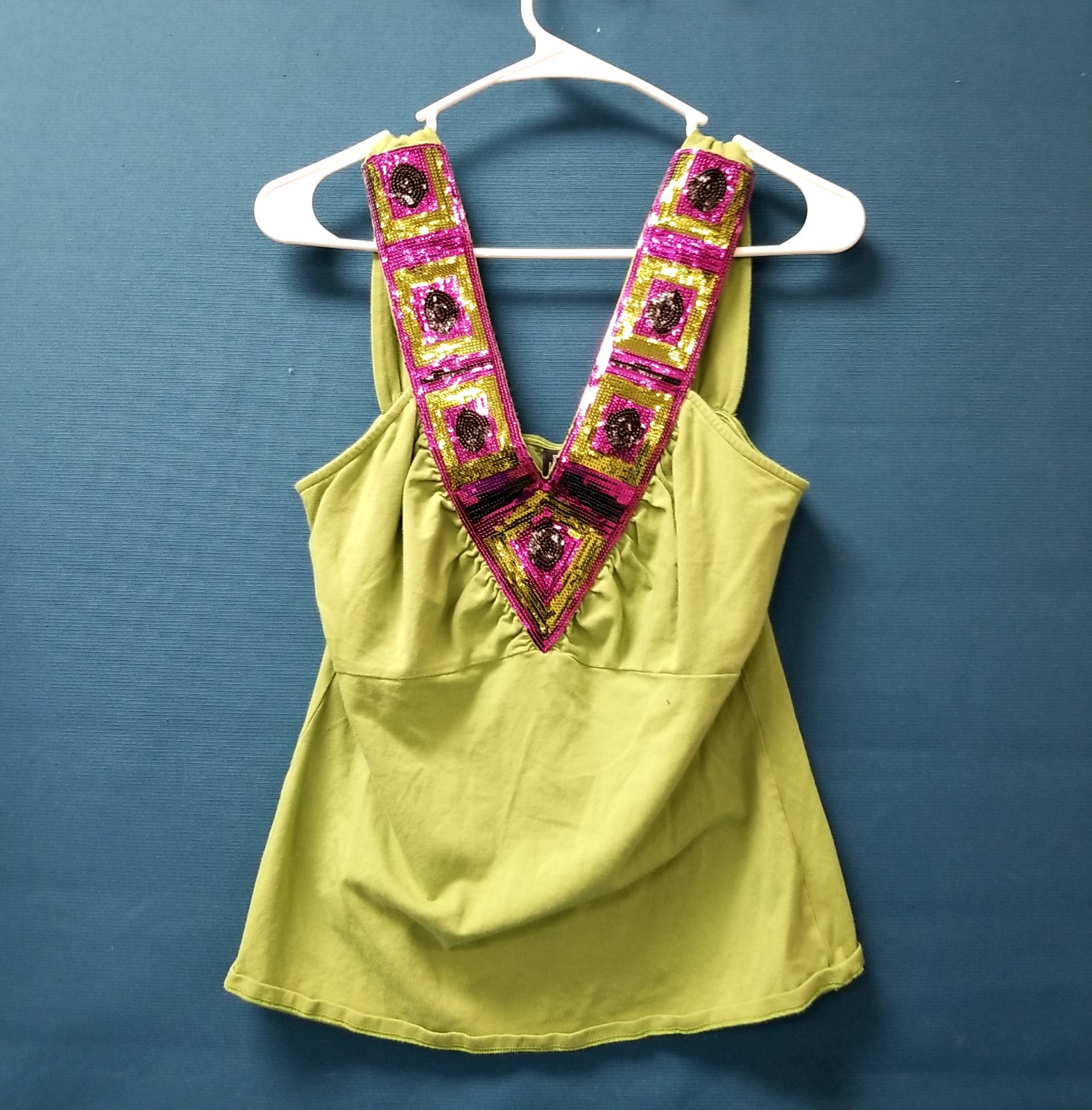 Vtg Y2K Bisou Bisou Green/Pink Sequin V-Neck Tank Top Womens Sz L