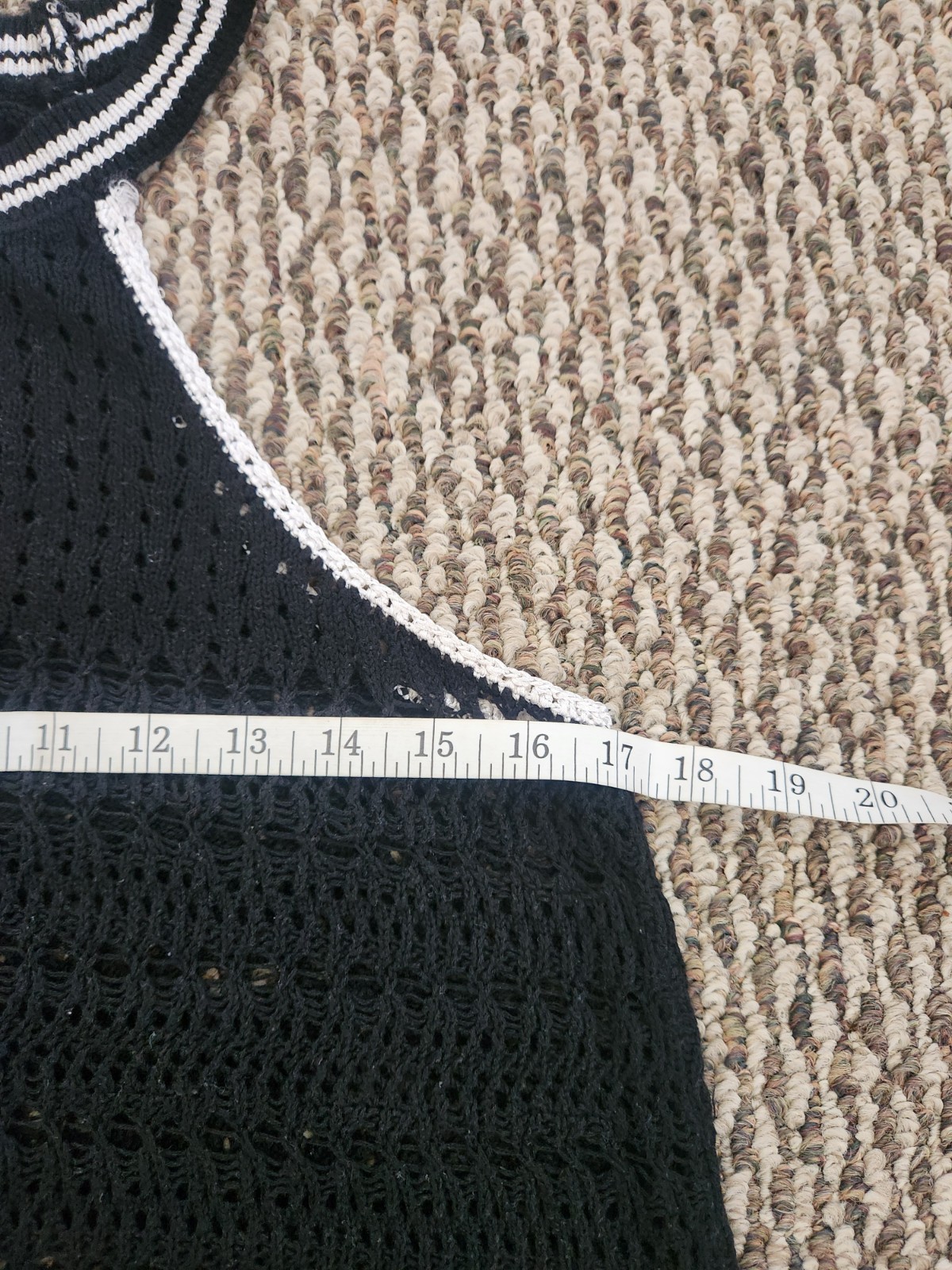 Victoria’s Secret Crochet Halter Top Black White Beach Vacation Summer Size M L