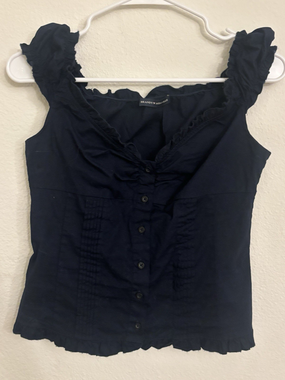 Brandy Melville Black Cropped Sleeveless V-Neck Button Blouse Ruffle One Size