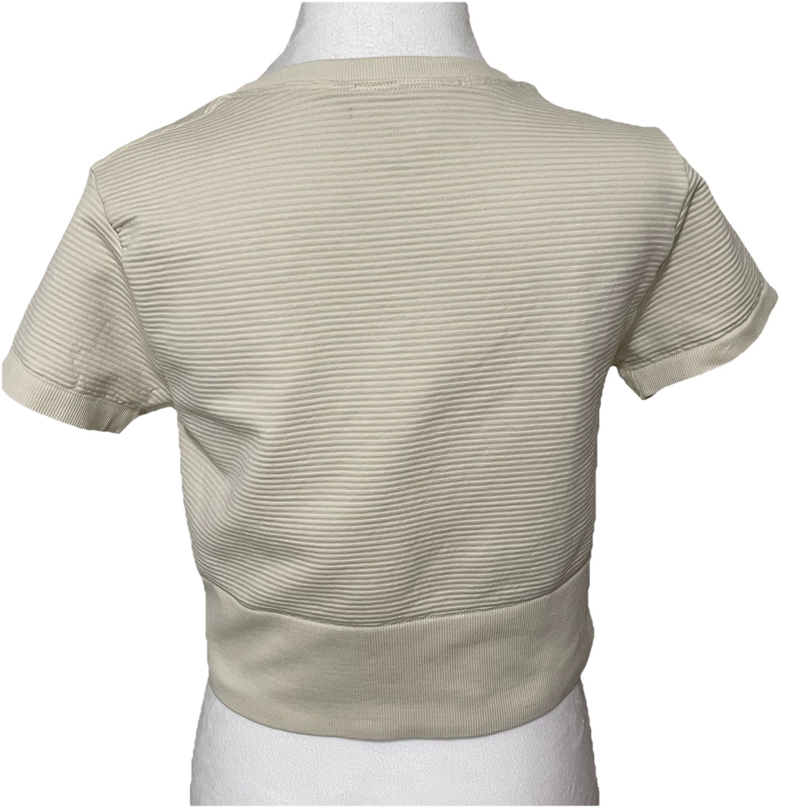 Offline by Aerie Cropped Top Cream Sidewalk Seamless Stretch Shirt Sz L Workout