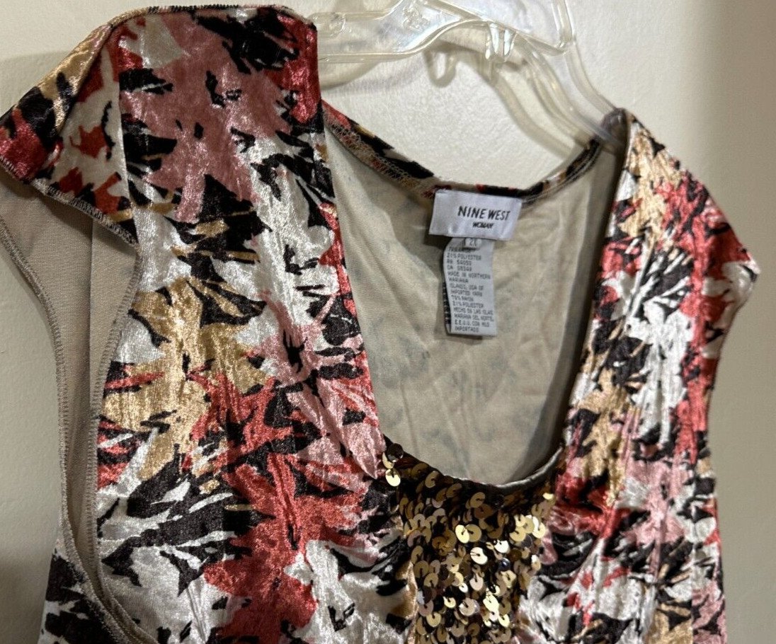 Nine West Woman 2X Pullover Tank/Shell Satiny Feel Sequins EUC