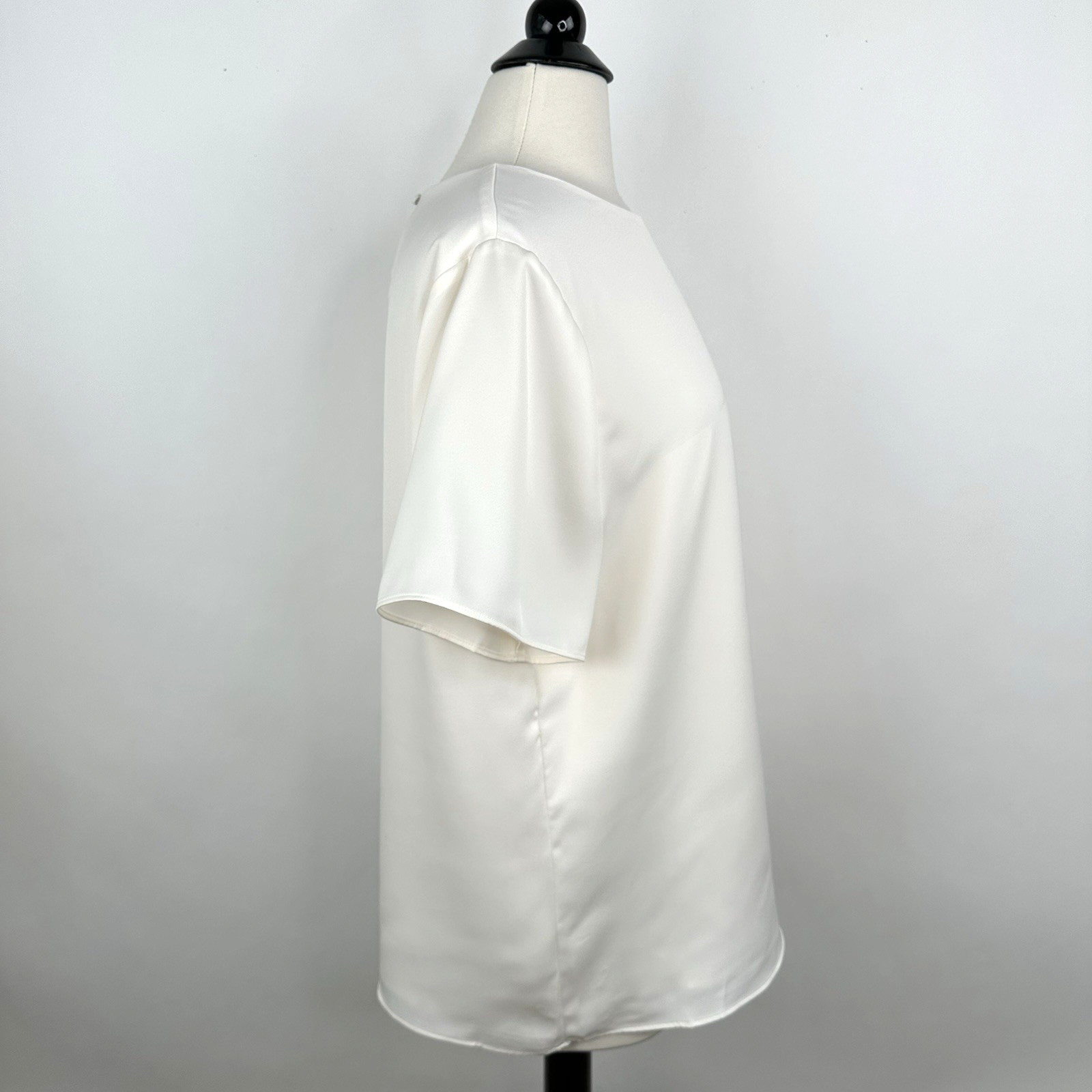 Banana Republic Factory Classic Crew Neck Blouse XL Snow Day White Lined NWT