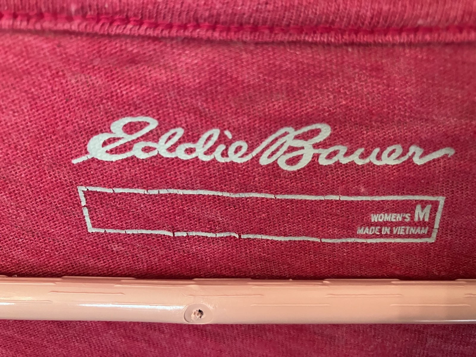 Eddie Bauer Strawberry Pink V Neck 3/4 Sleeve Soft Cotton Blend Smocked Tee M