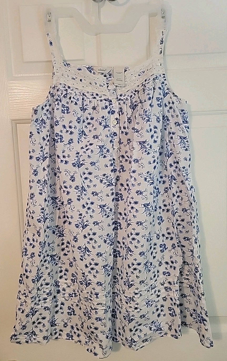 Adonna Blouse (or Sleepwear Top) – Floral Country Prairie – Size Small