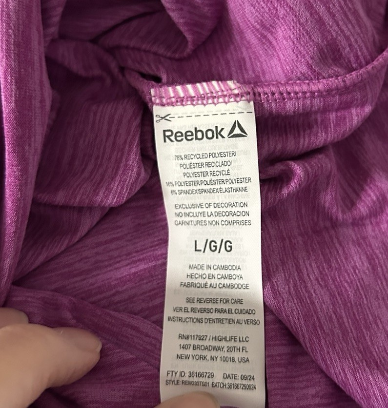 Reebok Women’s Fuchsia Round Neck T-Shirt Blouse Size Large Slim New With Tags