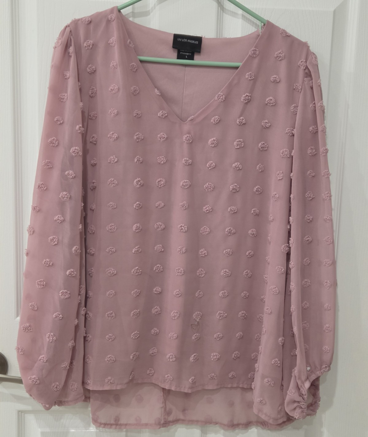 LIV Los Angeles Pink V-Neck Long Sleeve Textured Polka Dot Blouse L SB1112