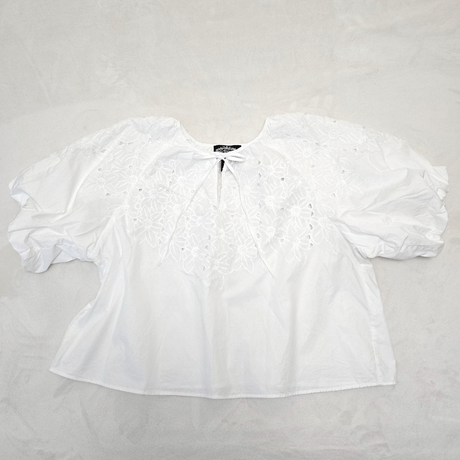 Oliver.o by Escio White Floral Eyelet Puff Sleeve Cotton Blouse Large Anthro