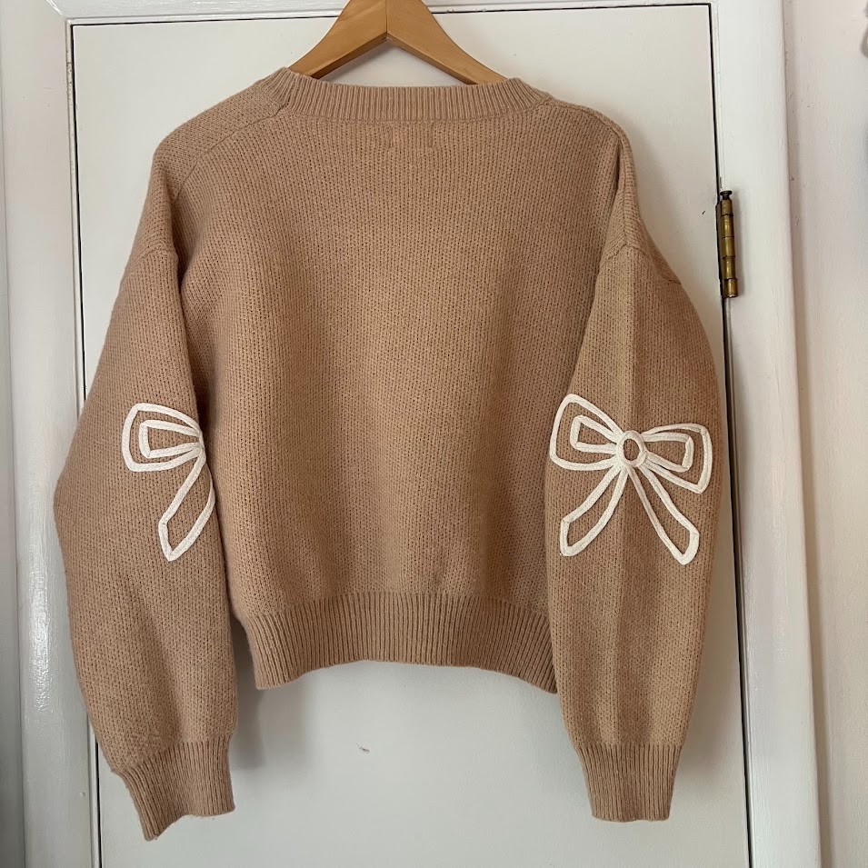 Luna Ivy Tan Knit Bow Sweater Embroidered Bows Crewneck, Size S