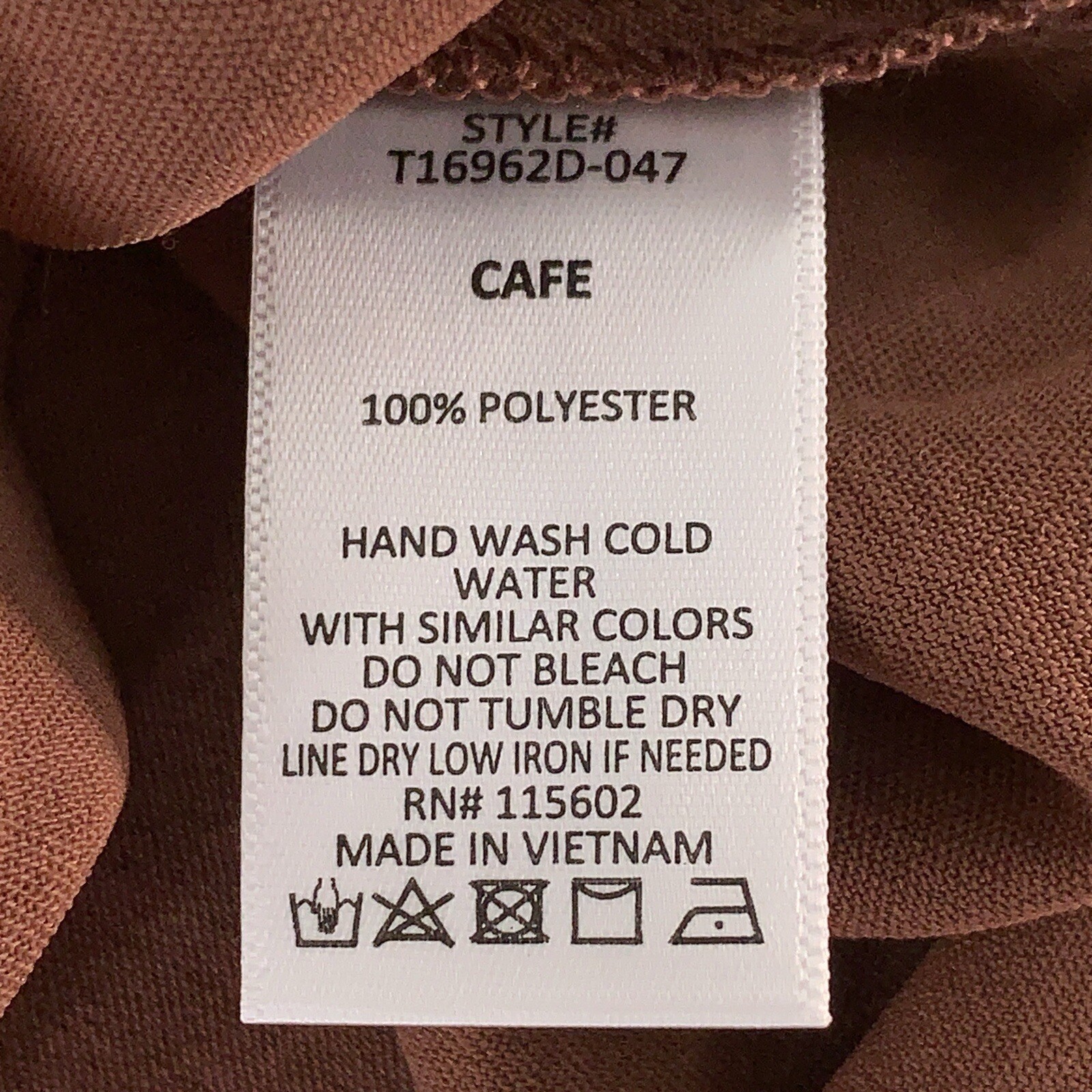 Lush Women’s Size XXL Brown Pullover 2 Pocket Evelyn Collared Blouse NWT