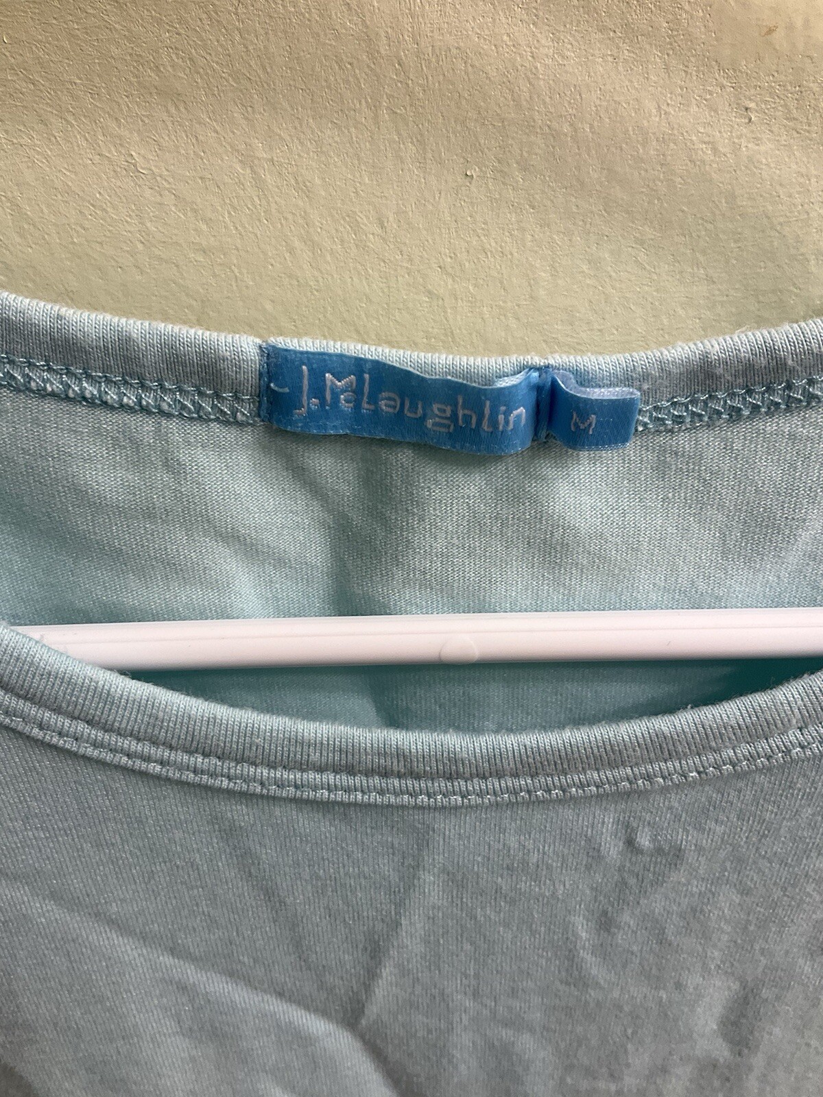J. Mclaughlin Women’s Stretch short sleeve T-Shirt Size Medium Light Green Yoga