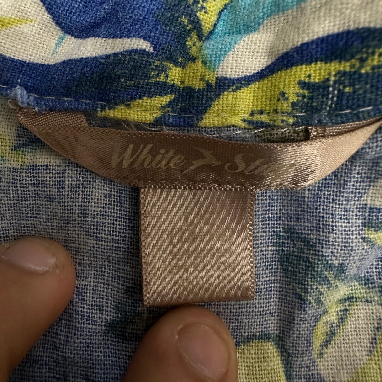 White Stag Button Down Womens Size L Linen Blend Blue Green Tropical Leaf Print