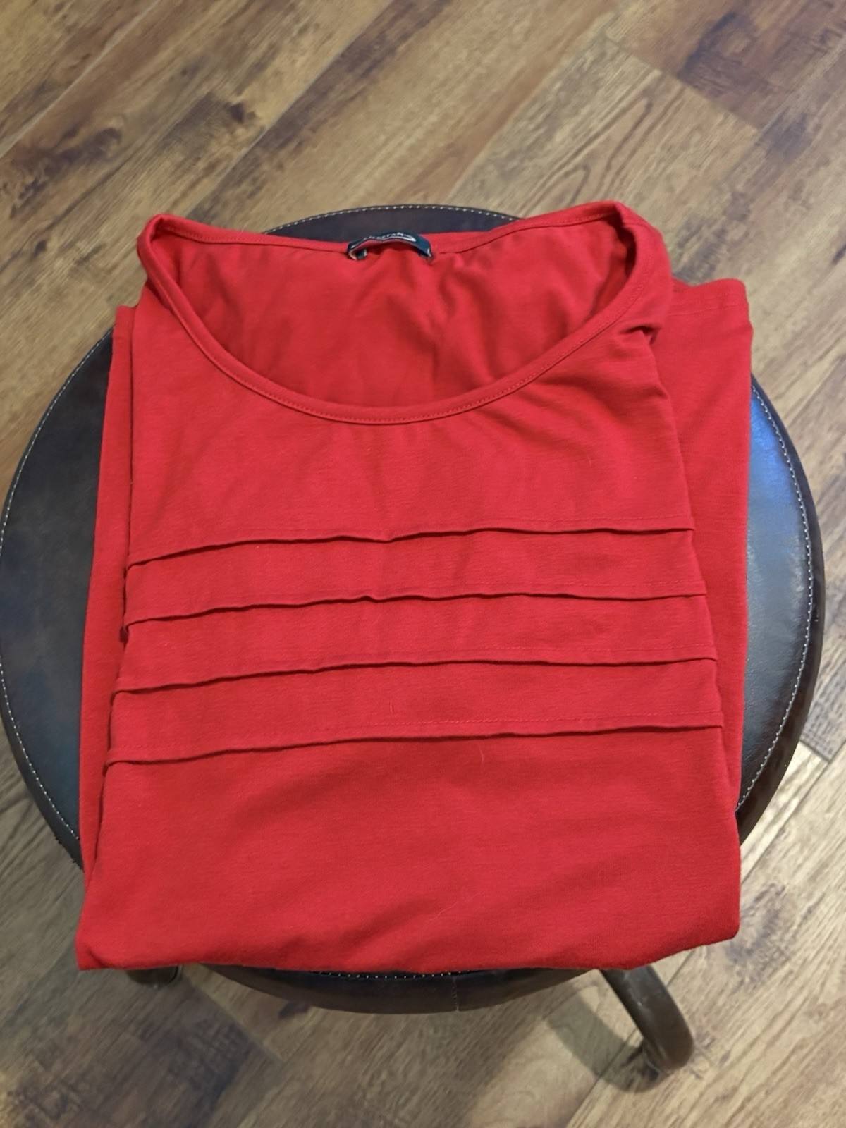 OFEEFAN Womens T Shirt Short Sleeve Pleated Front Scooped Neck Red Large