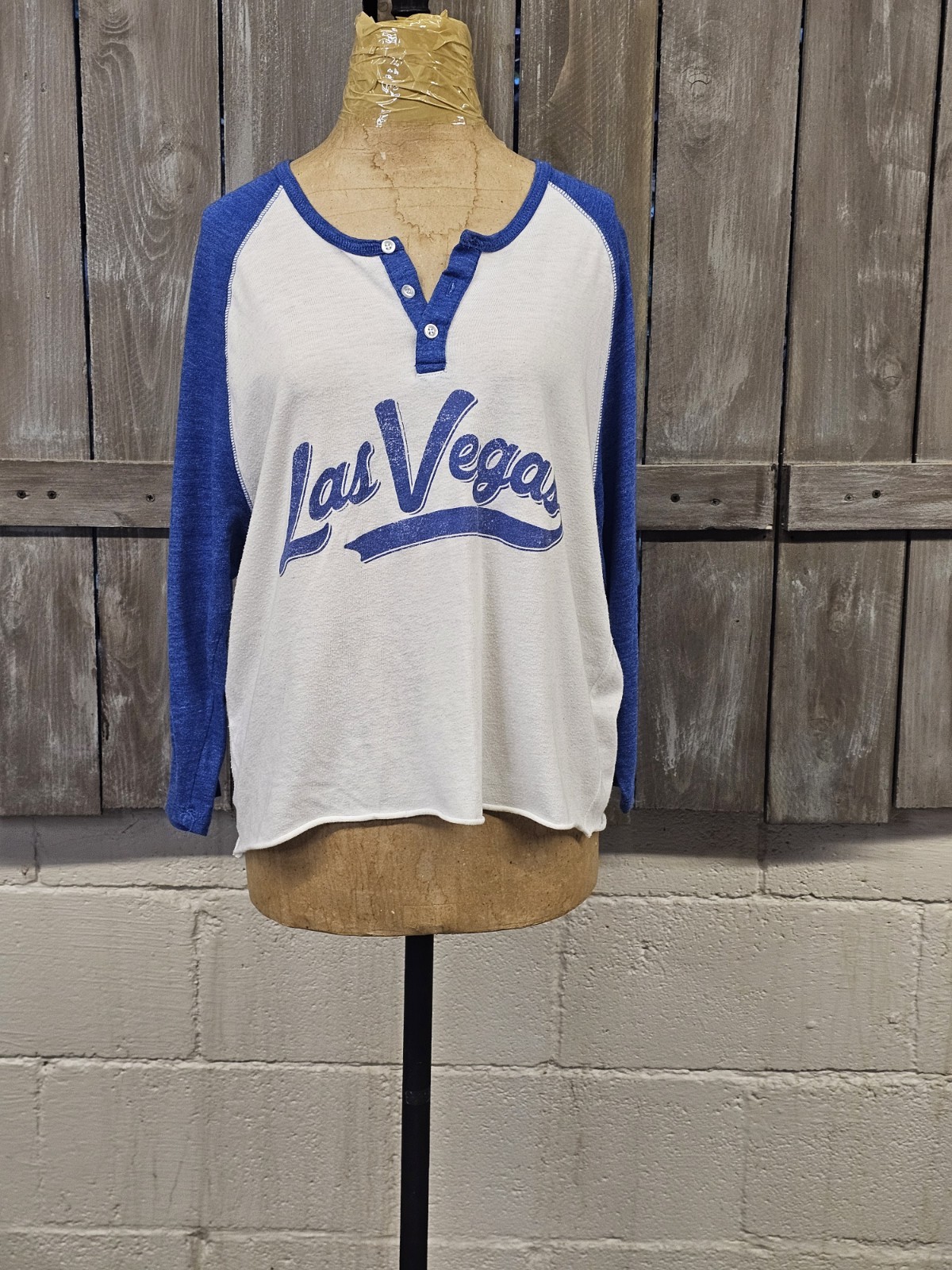 Women’s Las Vegas Ragland Tshirt By Point Sportswear Size XL
