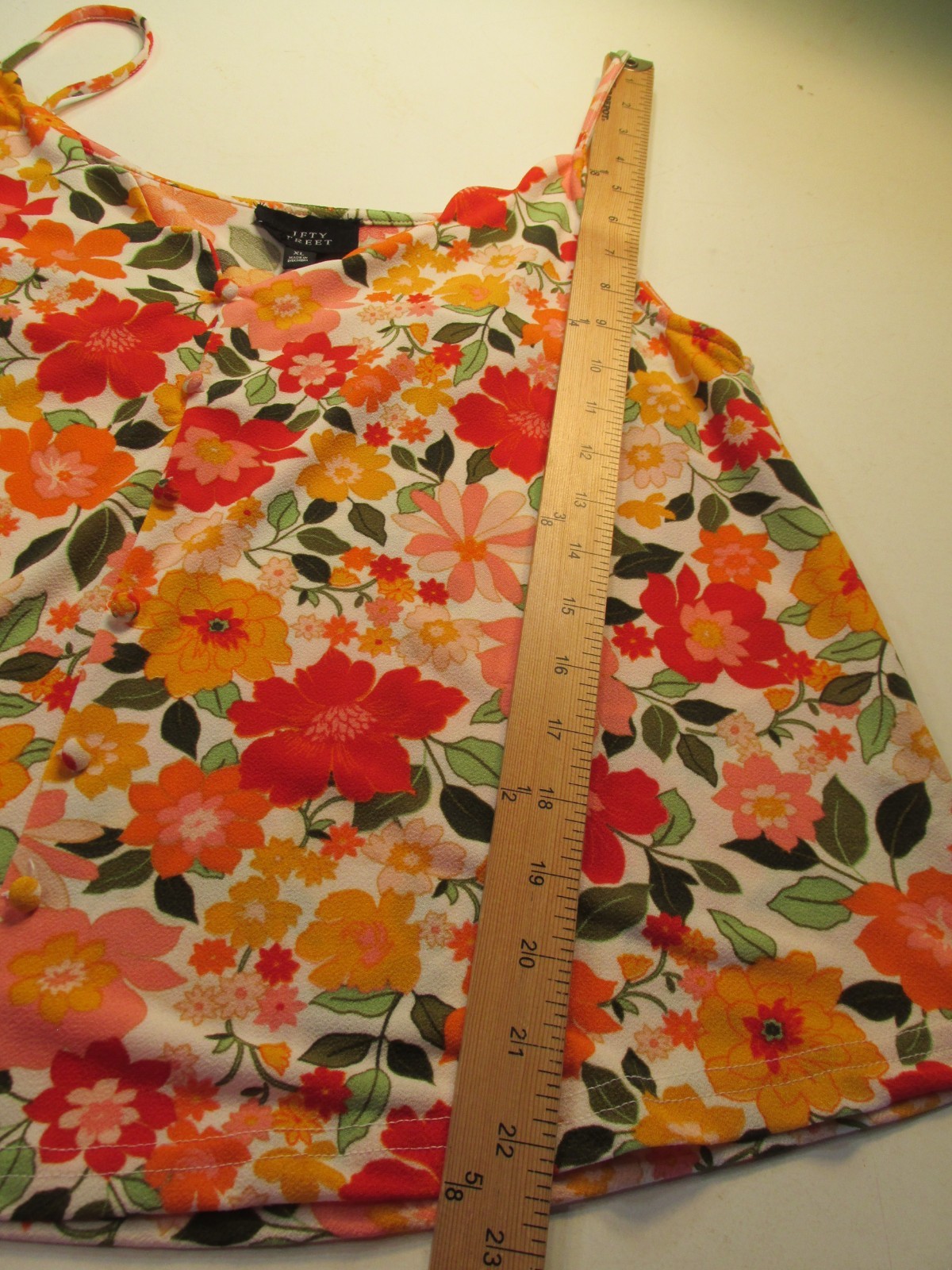 FIFTY STREET Tank Top Women XL Floral Spaghetti Straps Stretch Cottage Core Soft