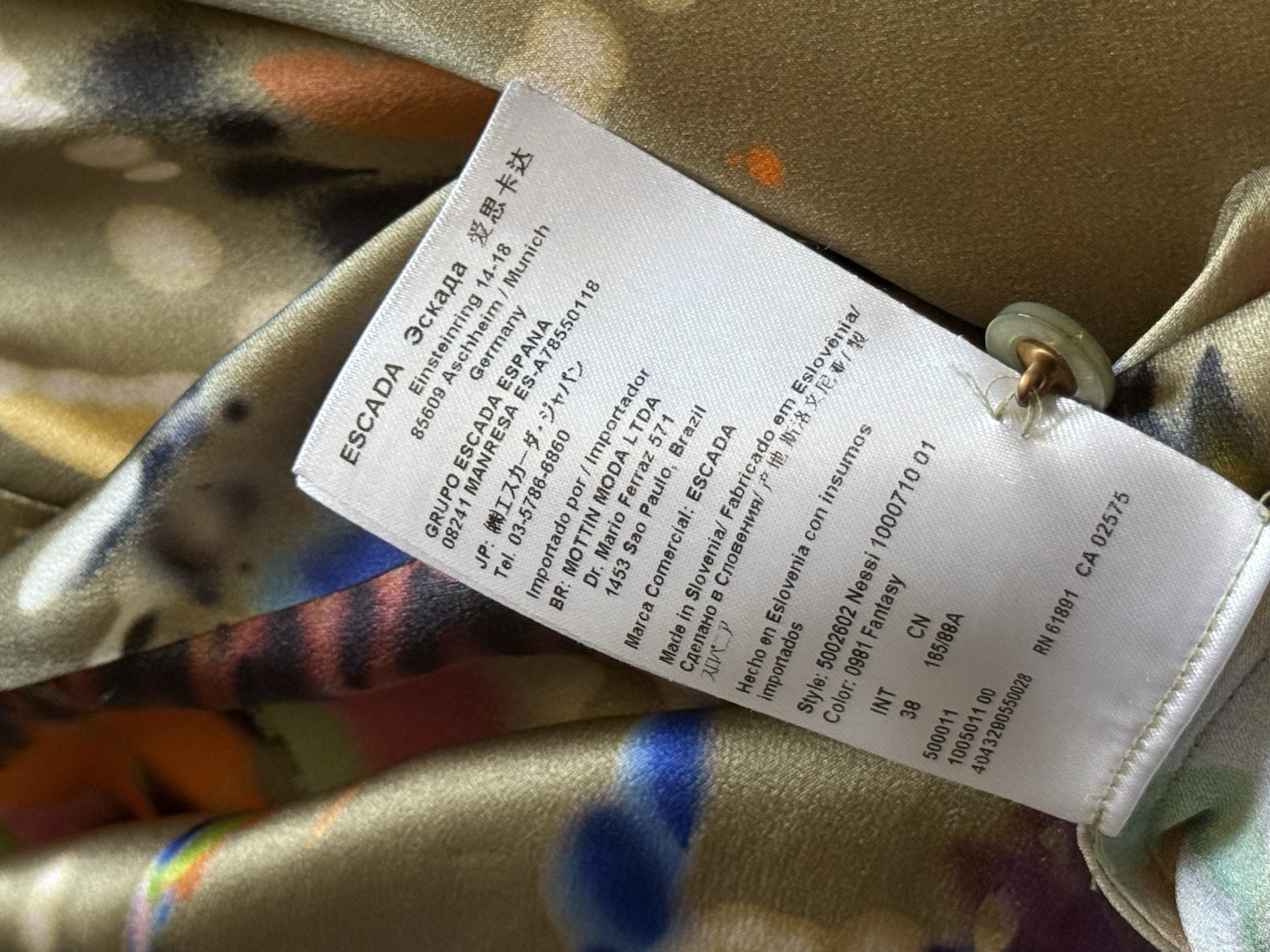 Escada 100% silk multi coloured shirt blouse – Size 38 UK 10 / 12