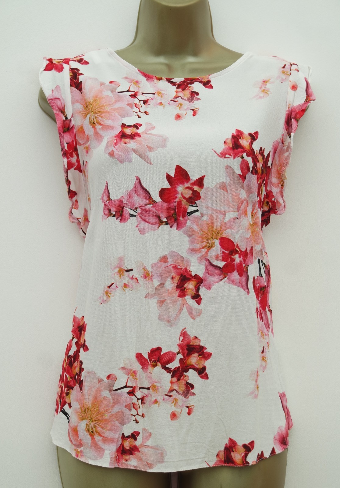 WALLIS WHITE PINK RED FLORAL BLOUSE TOP SIZE 16 BUTTON BACK RUFFLE SLEEVES