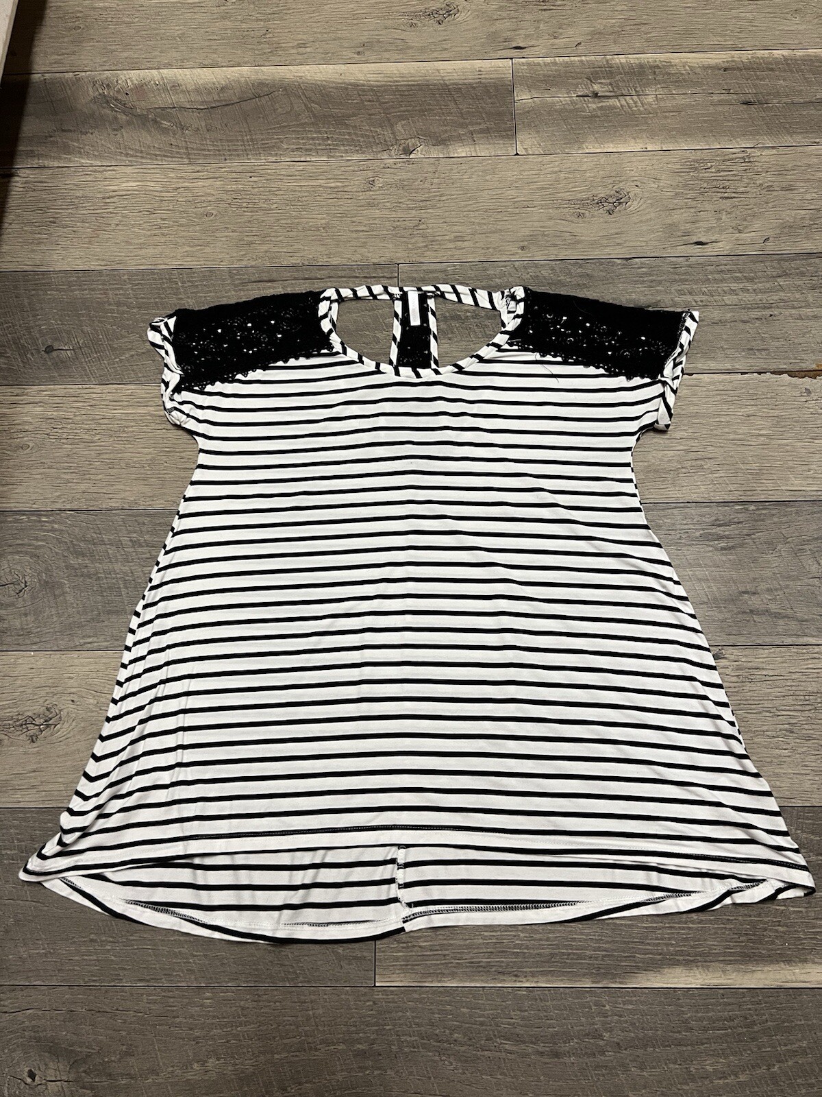 Pink Blush Boutique black and white tunic with crochet trim size S