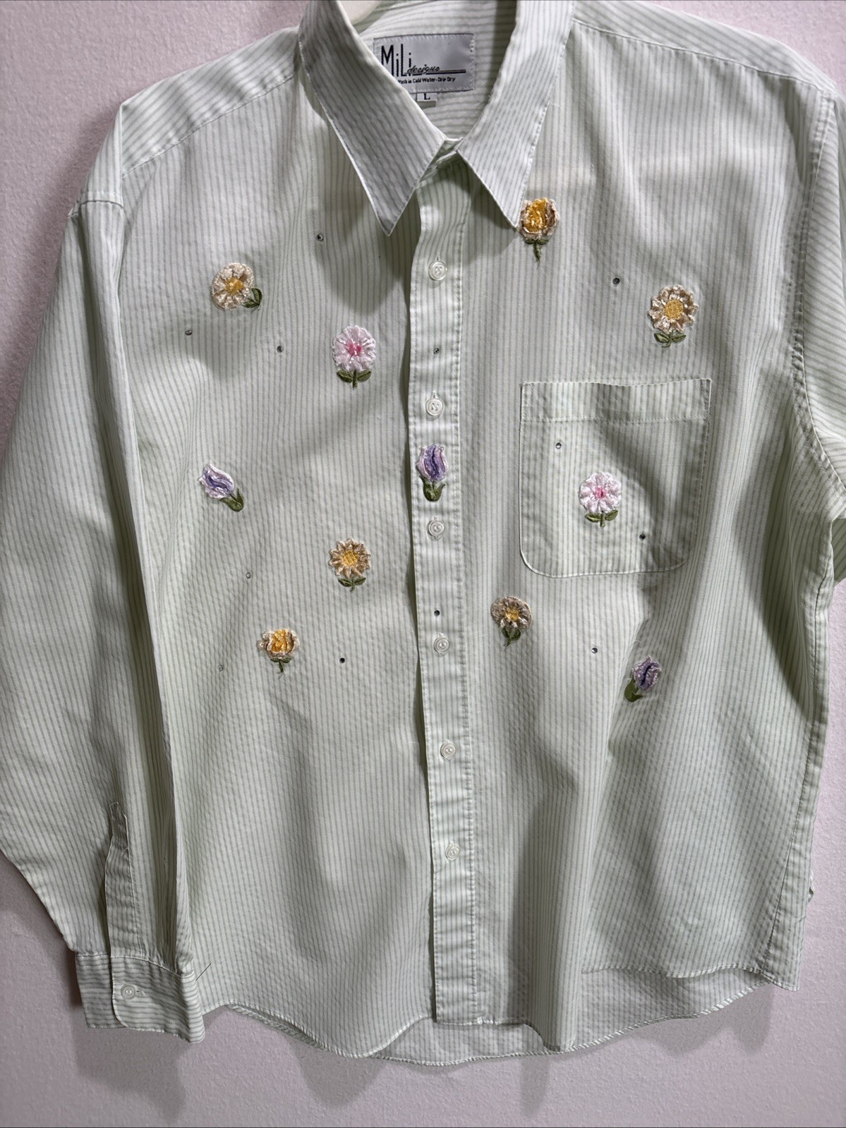 Mili Designs Womens Blouse Stripes Appliqué Flowers Rhinestones – Size Large