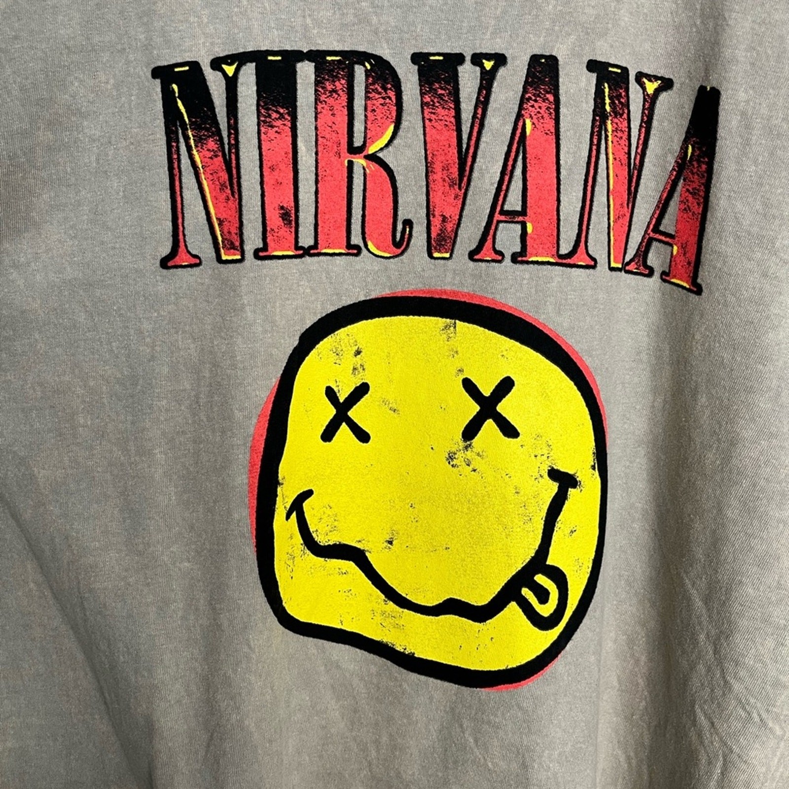 NIRVANA Smiley Face 90s Style Grunge Official Band Shirt Unisex Size Large
