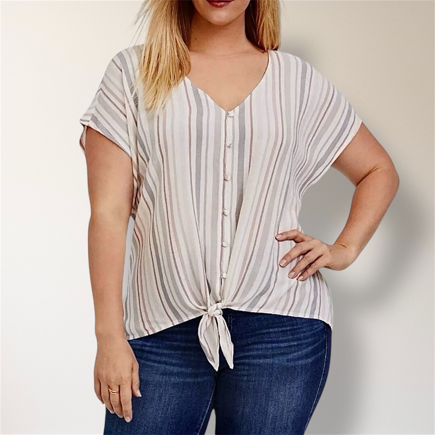 Torrid 2X Beige Pink Striped Crepe Button Front Tie Hem Boho Cottagecore Blouse