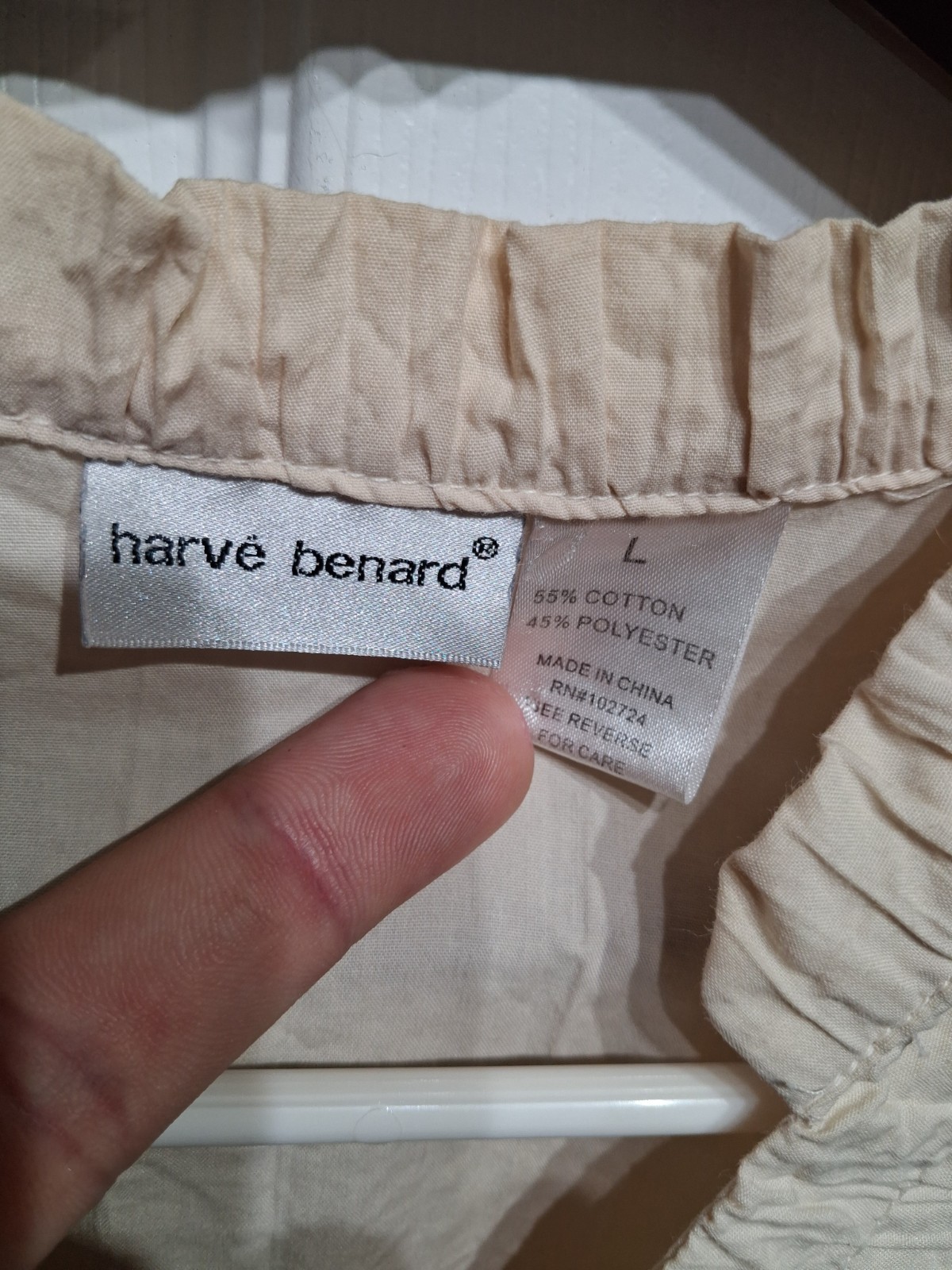 harvé benard Solid Beige Woven Blouse Women’s L Ruffle Button Front V-Neck