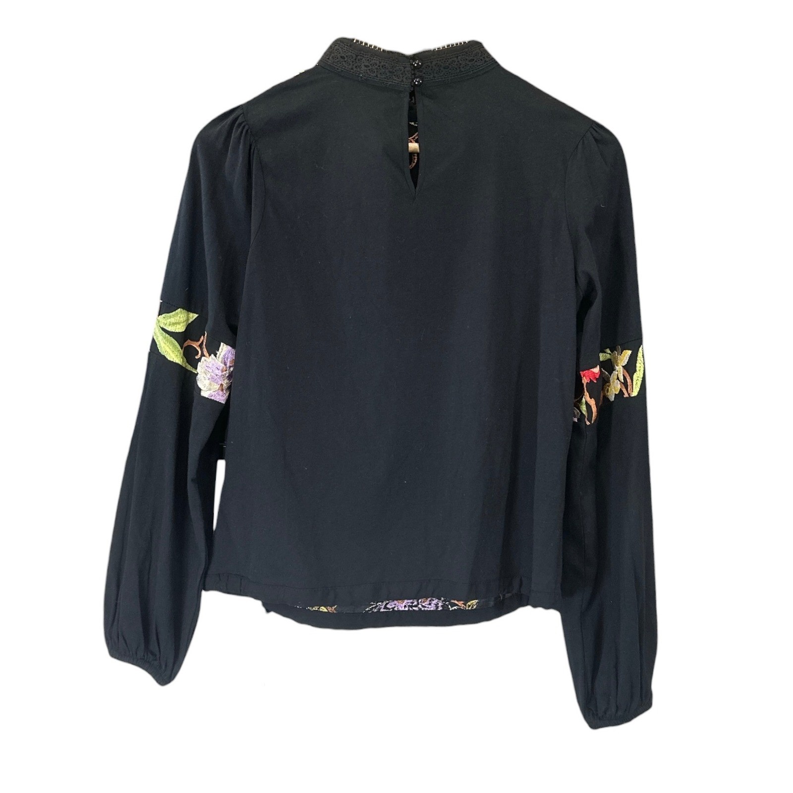 Anthropologie TINY Floral Embroidered Lace Neck Blouse Size XS NWT