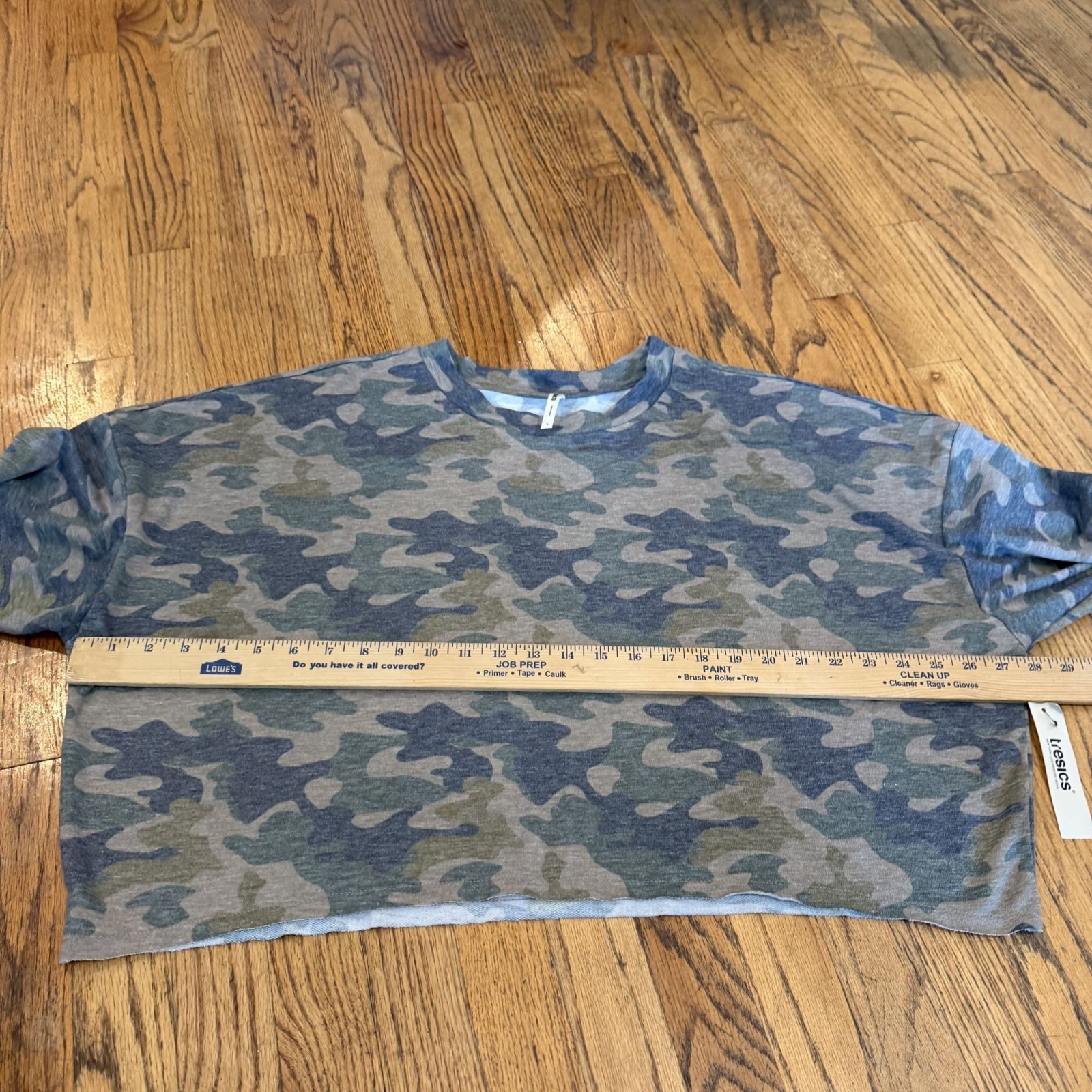 TRESICS WOMENS TENCIL CAMO CAMOFLAUGE T SHIRT NEW SIZE LARGE