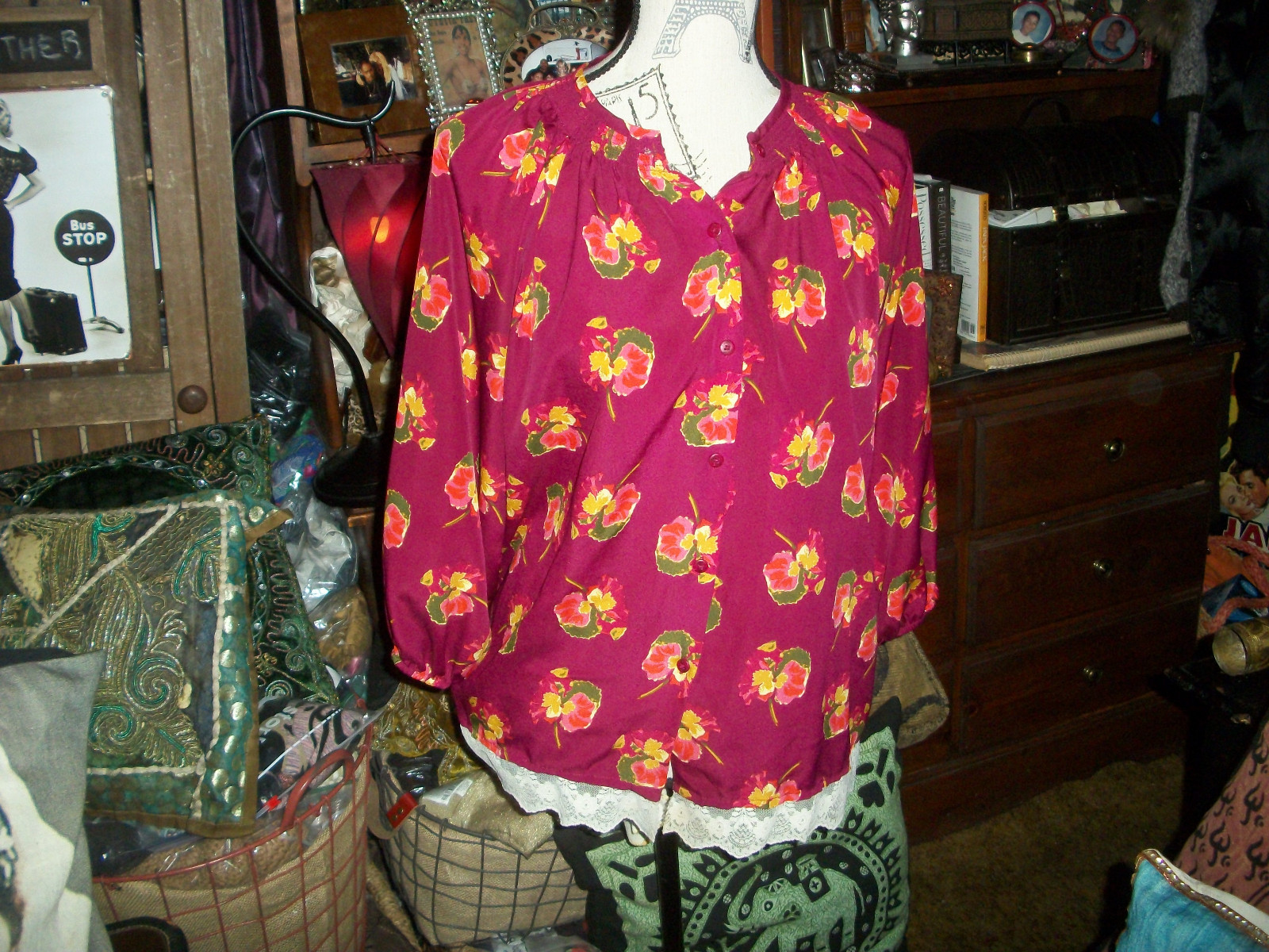 TUCKER FOR TARGET Alluring Maroon Floral Lace Blouse Size S