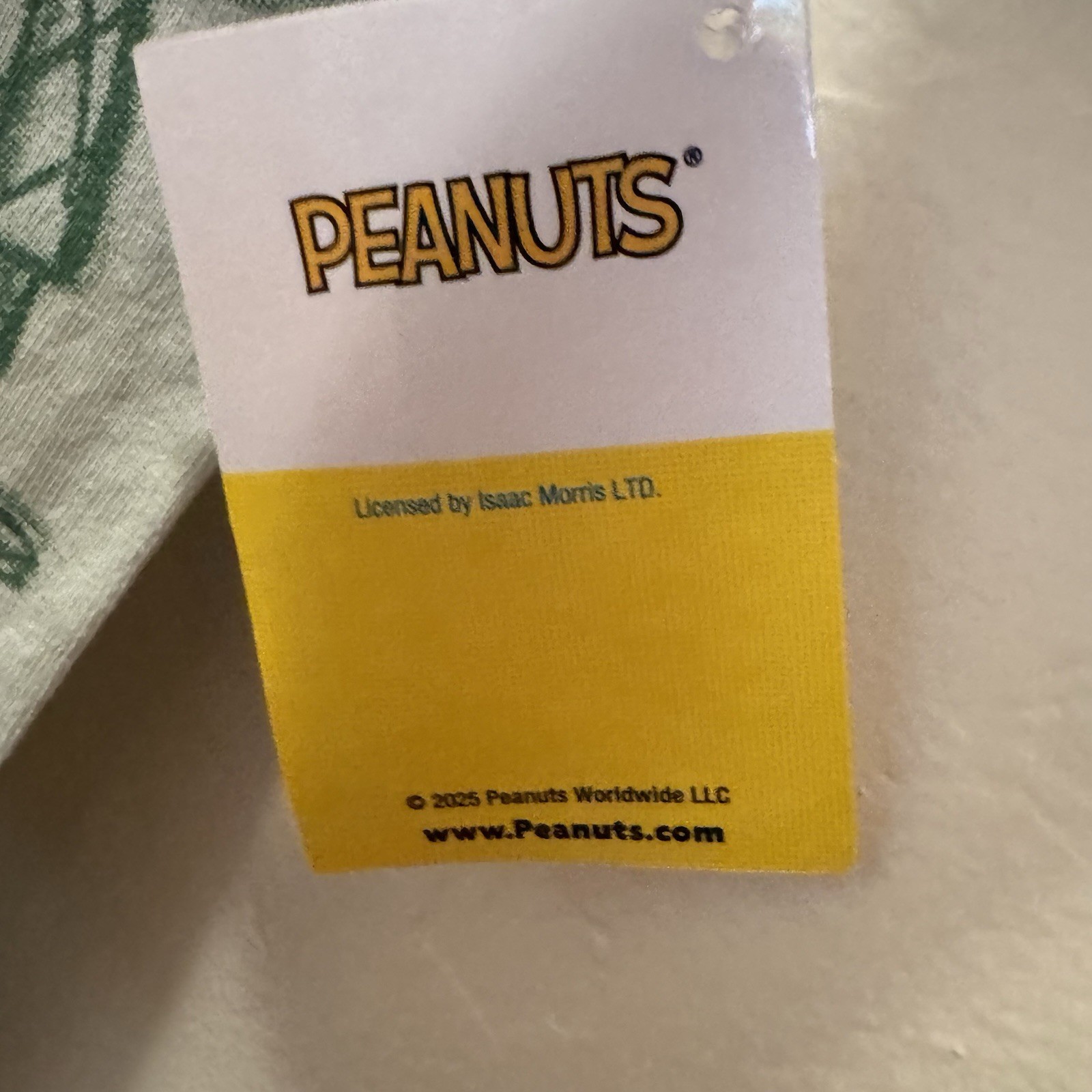 Peanuts T-Shirt Women’s Snoopy, Charlie Brown & Gang Green Embroidered Small NWT