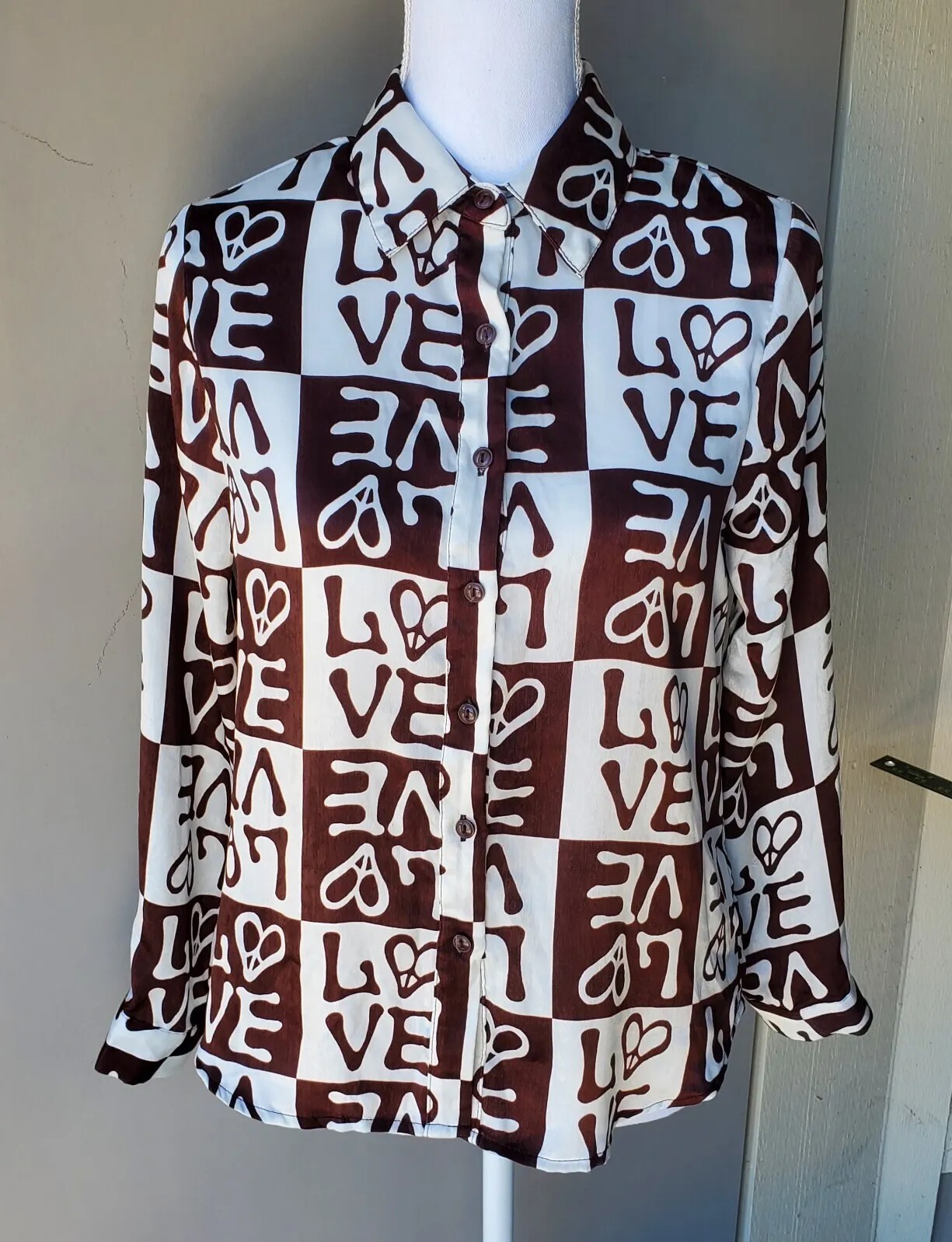 Rabbit Rose Button Up Blouse Womens Small White Brown Checkered LOVE