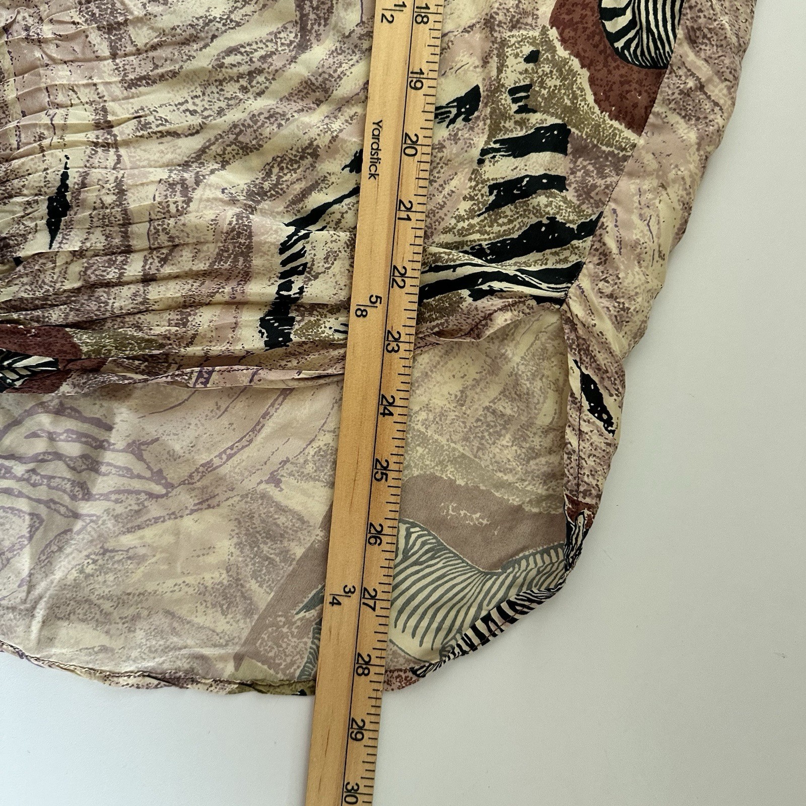 Avenue Silk Womens Zebra Patchwork Button Up Top Size M 100% Silk Art to Wear