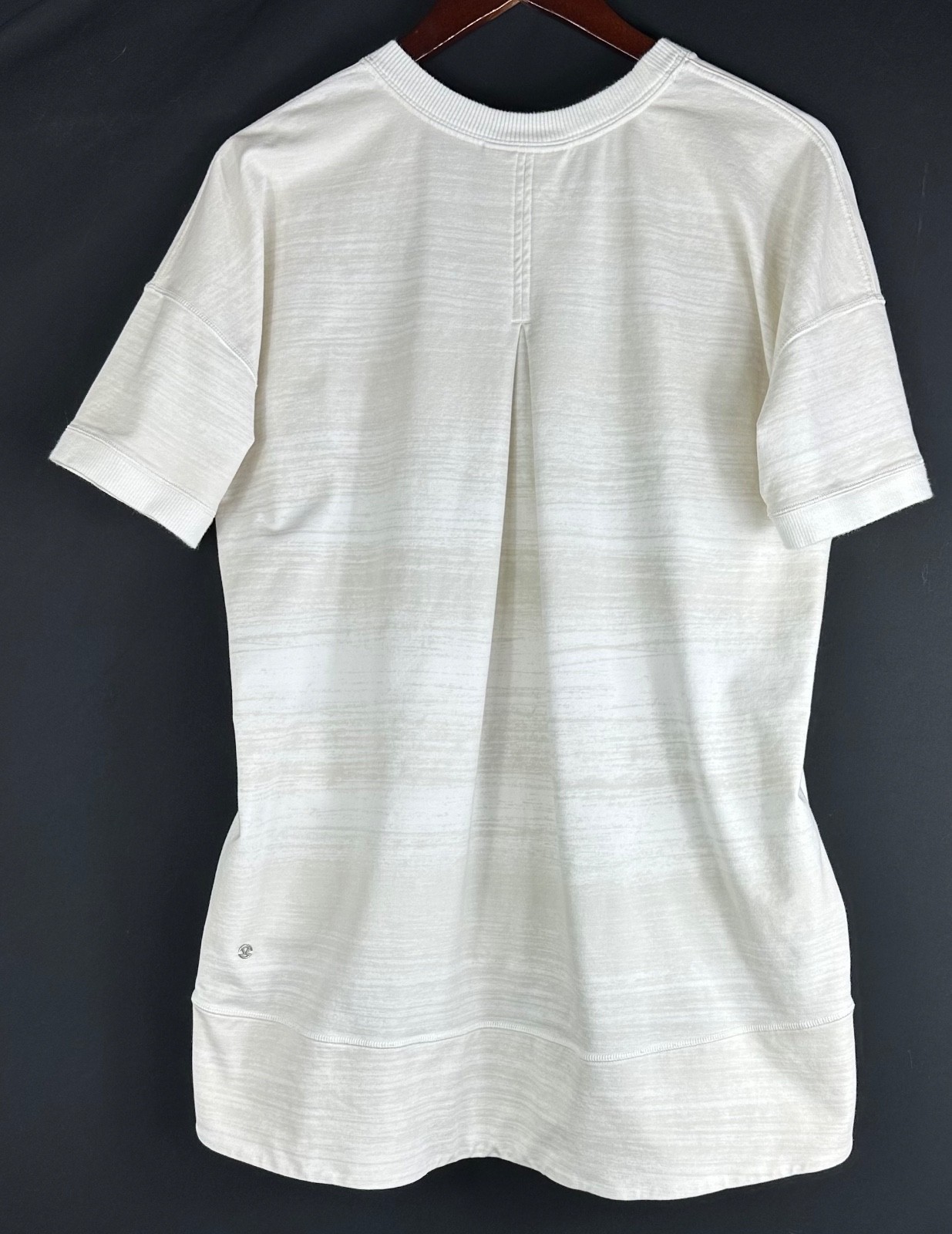 Lululemon Oversize Tee Tunic Shirt Sz 8 Striped Beige Ivory Boyfriend Pocket 8