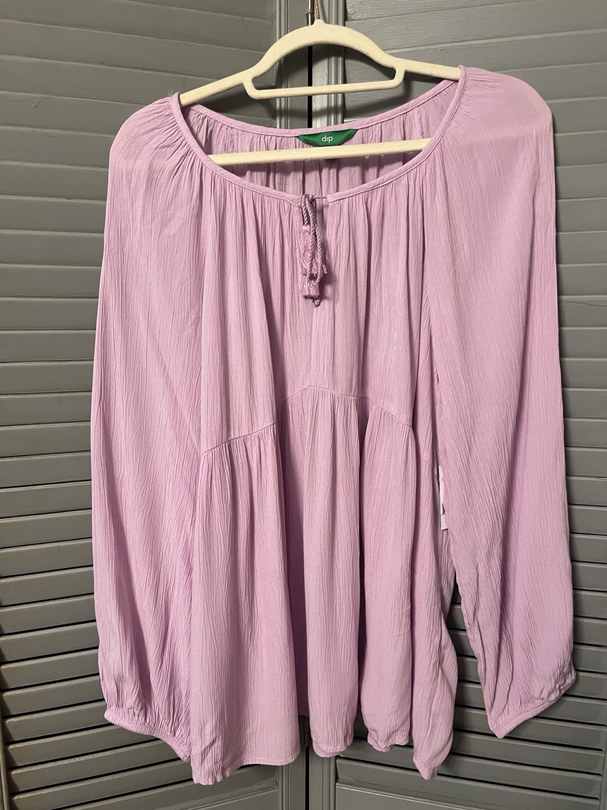 DIP Pale Lilac Lightweight Peasant Style Blouse, Tie Neckline, Long Sleeve, Sz L