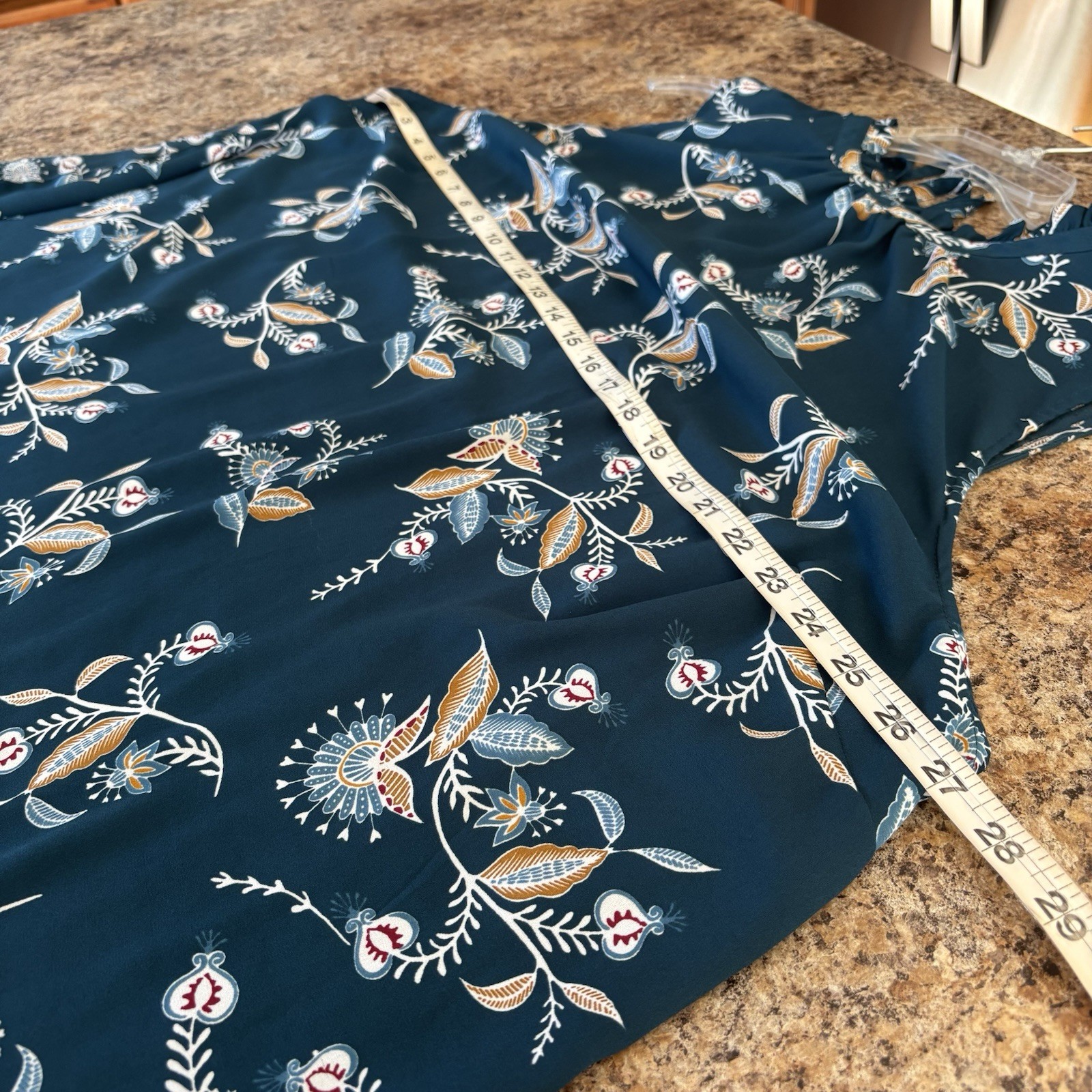 Ann Taylor Sz 24/26 Round Neck Green Floral Top Sleeveless Tie Back
