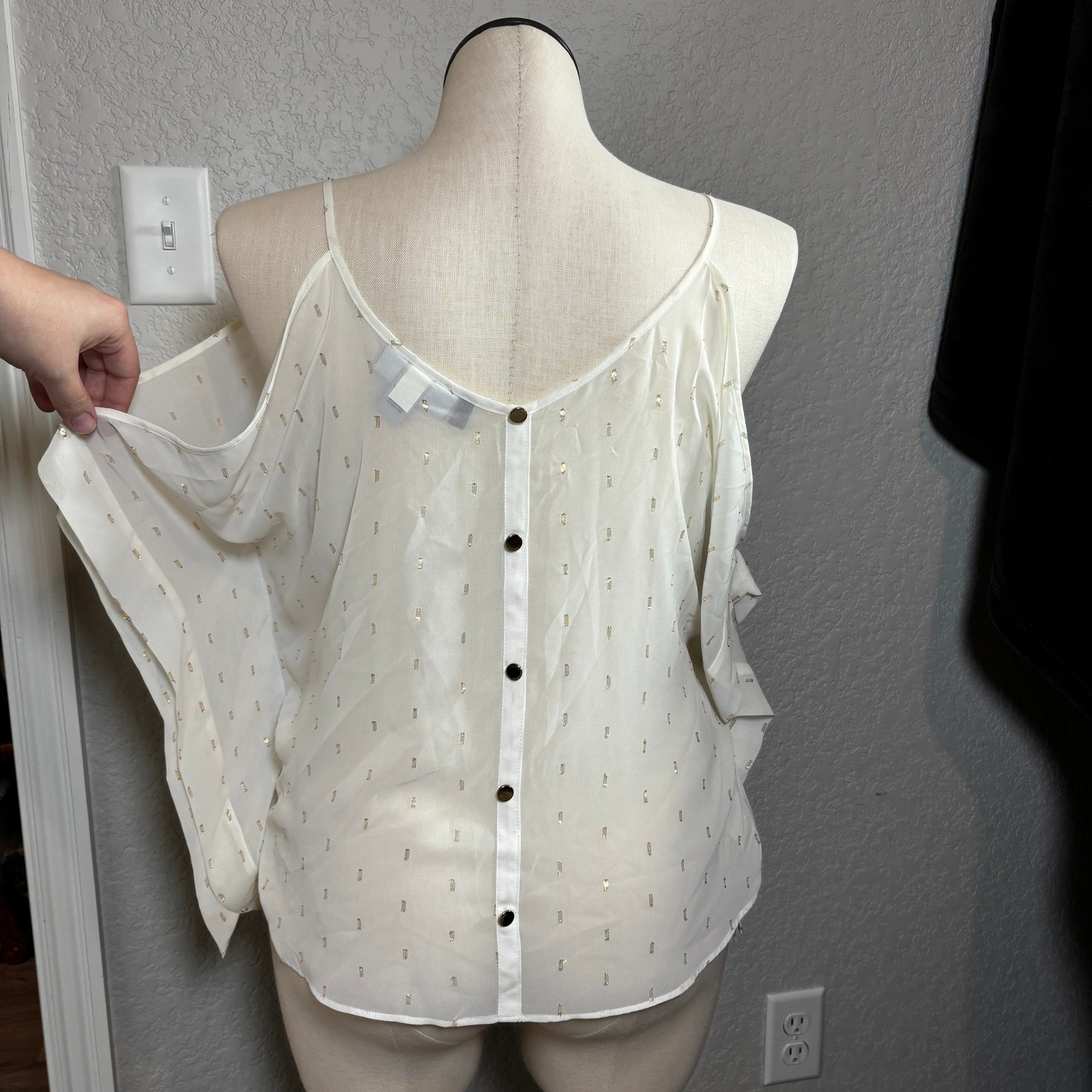 Jennifer Lopez Cold Shoulder White Metallic Dot Blouse Shirt Top Women’s M