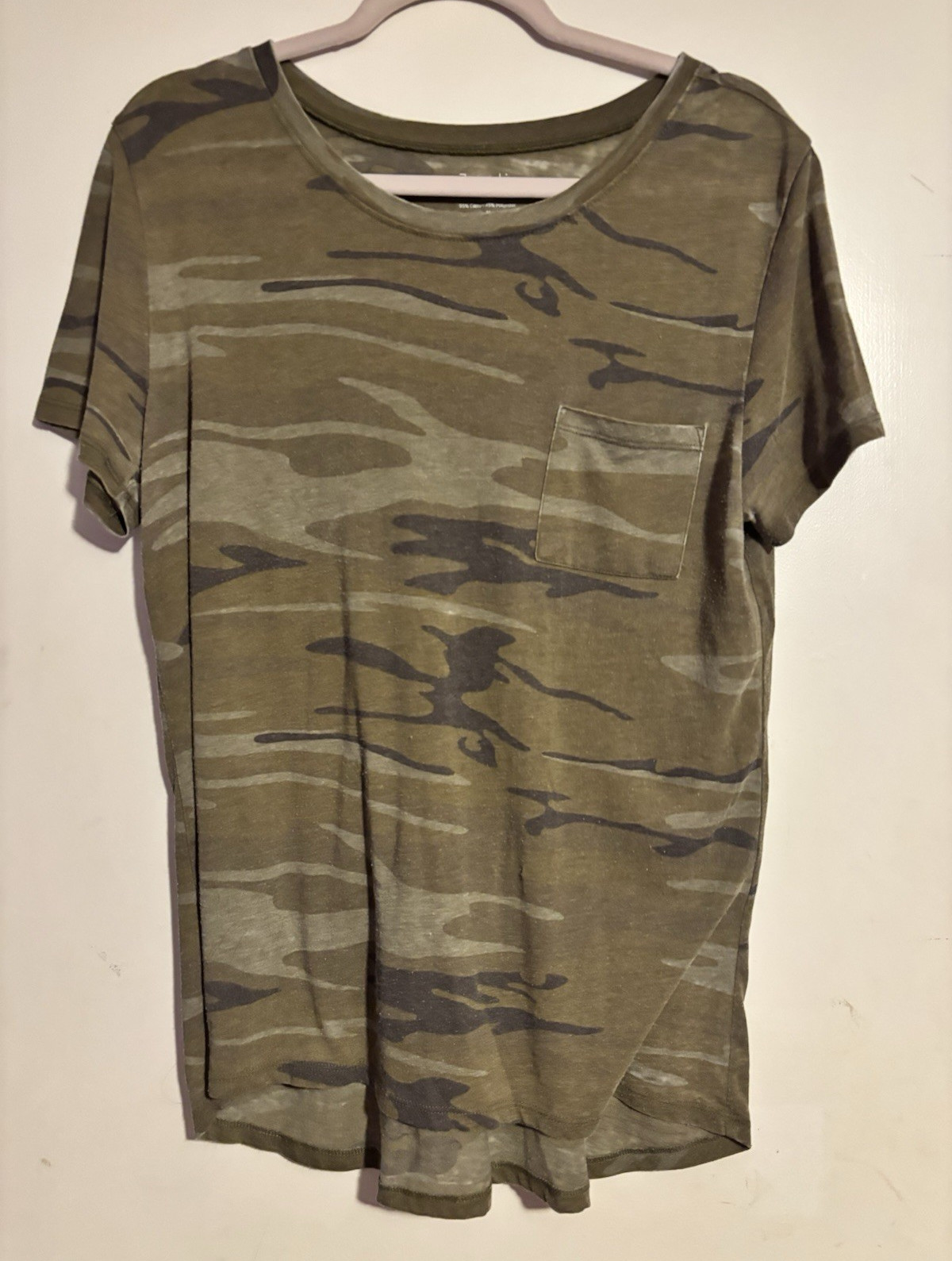 Zoe + Liv Green Camo Knit Pocket T-Shirt Crew Neck Short Sleeve Women’s XL