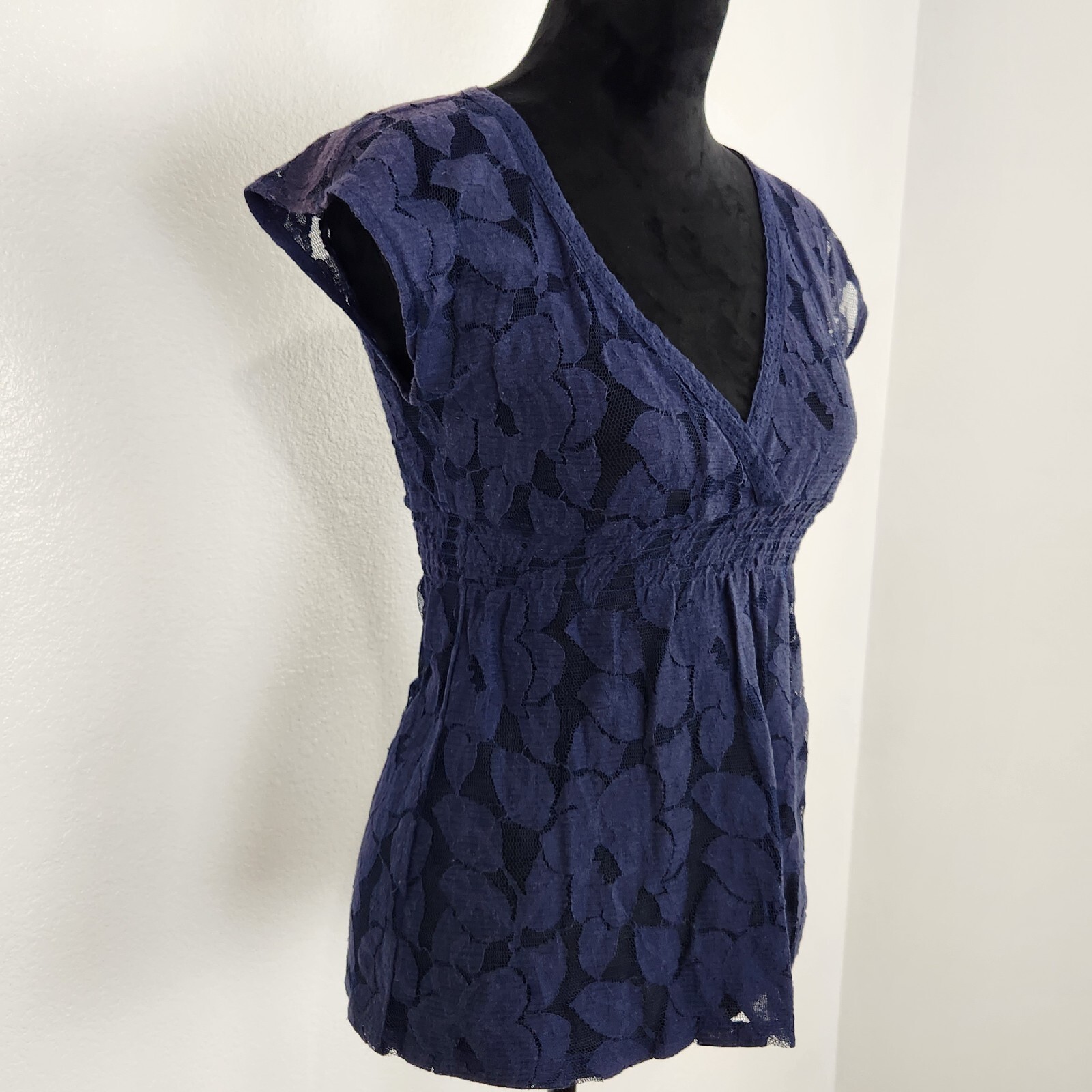 Eyelash Couture Blue Pullover Scoop Neck Short Sleeve Blouse Top Shirt T-Shirt
