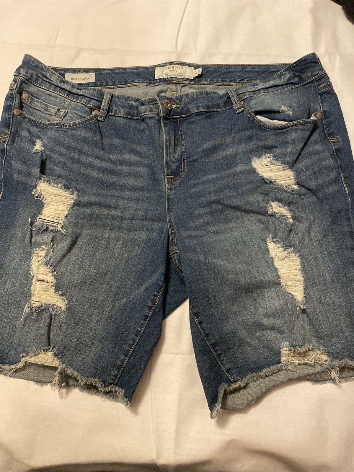 Lot Of 2 Torrid Size 3 V-neck Whiskey T-shirt Size 22 Distressed Bermuda Shorts