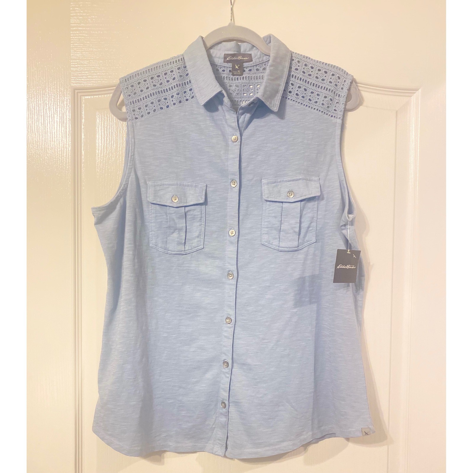 Eddie Bauer Ravenna Sleeveless Button Front Top Blue Smoke Eyelet Lace XL NWT